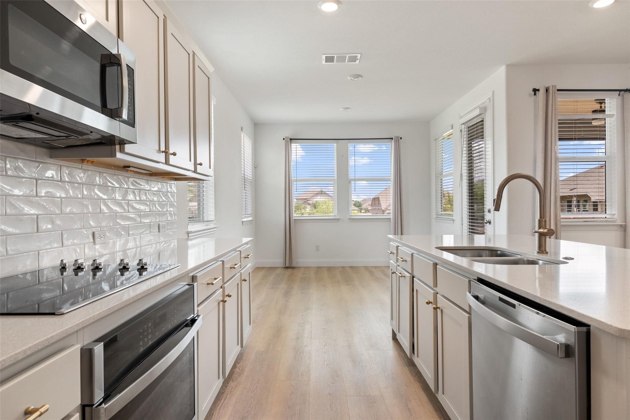 505 Sixpence Ln, Georgetown, TX 78628