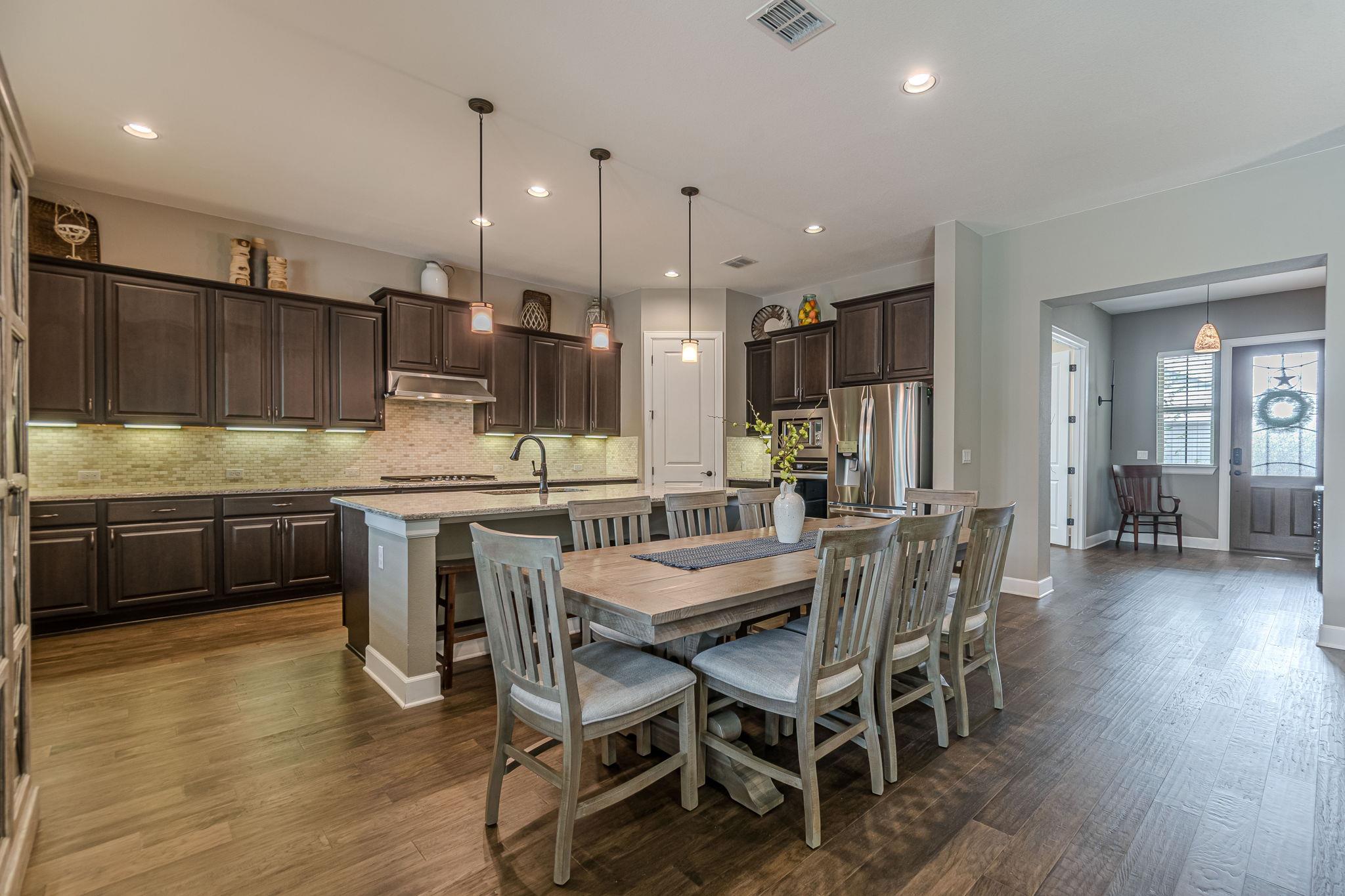 112 Laughing Pear Dr, San Marcos, TX 78666