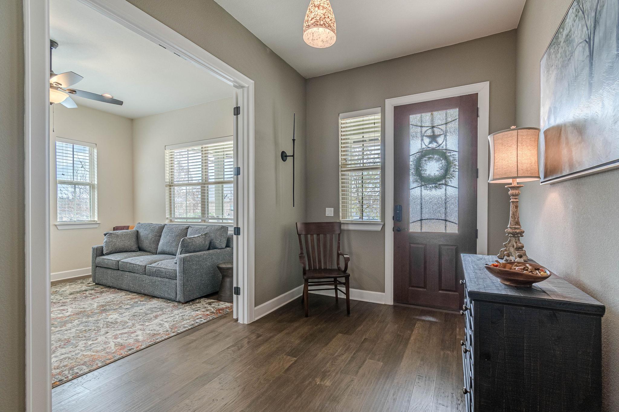112 Laughing Pear Dr, San Marcos, TX 78666