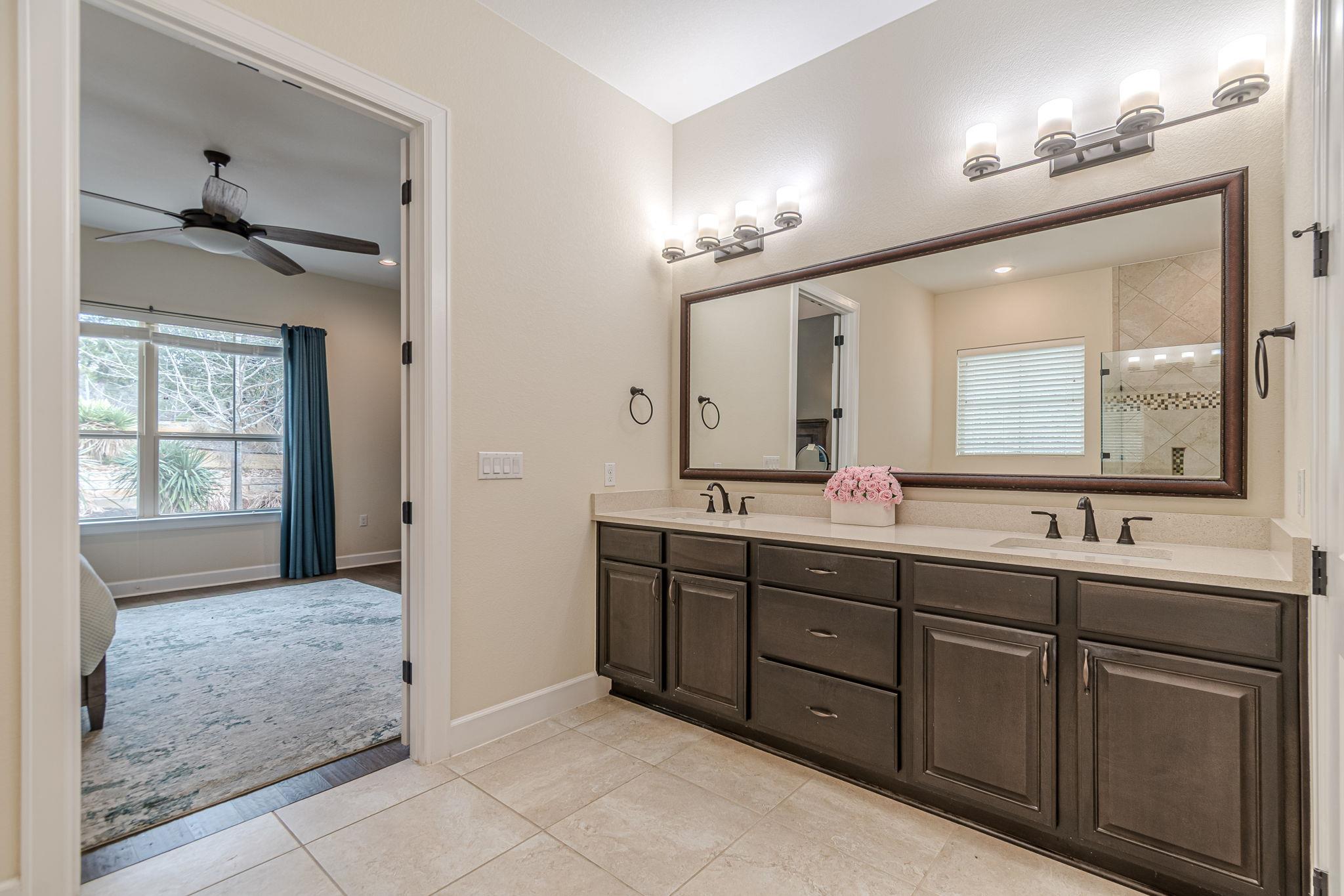 112 Laughing Pear Dr, San Marcos, TX 78666