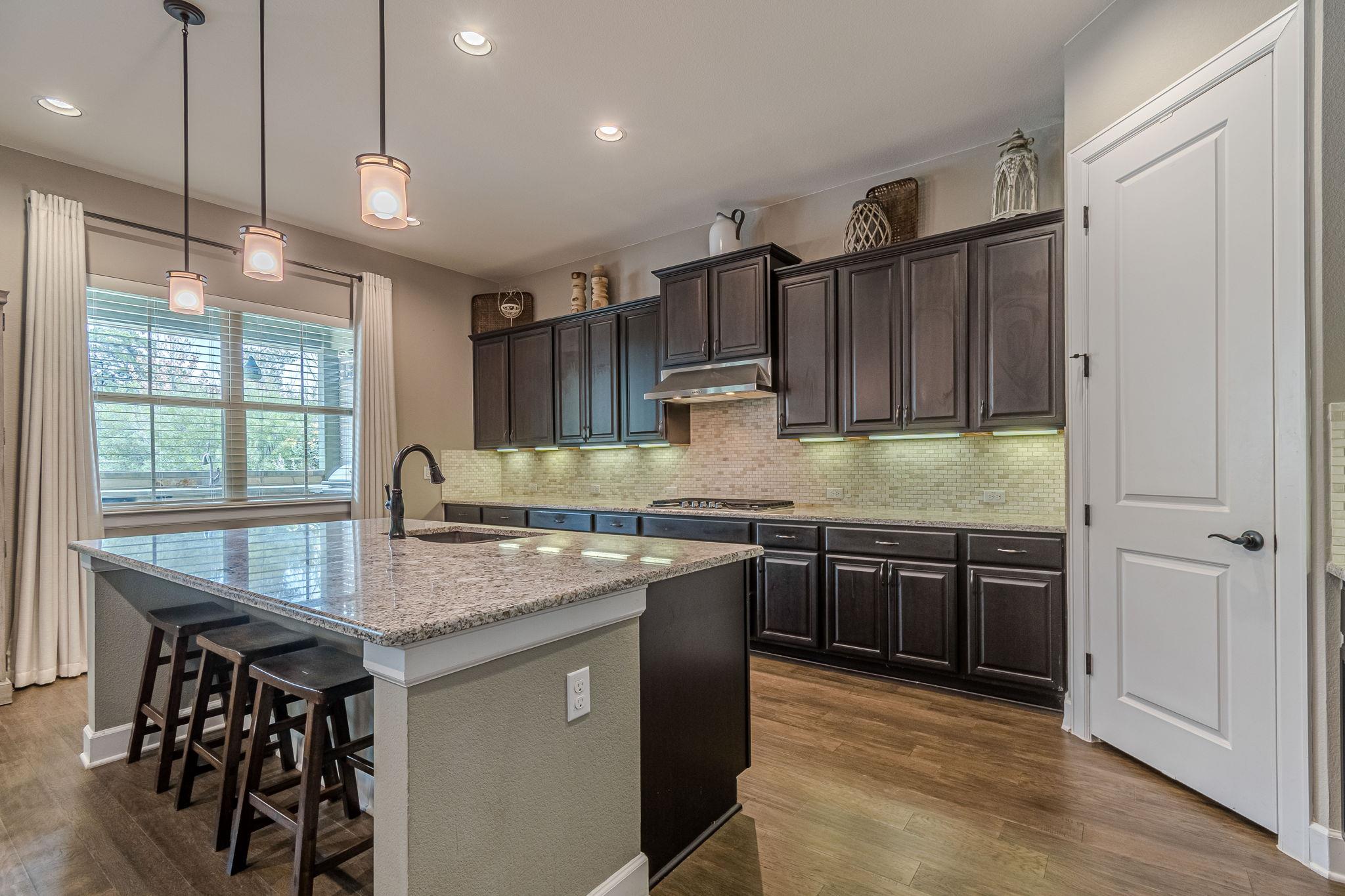 112 Laughing Pear Dr, San Marcos, TX 78666
