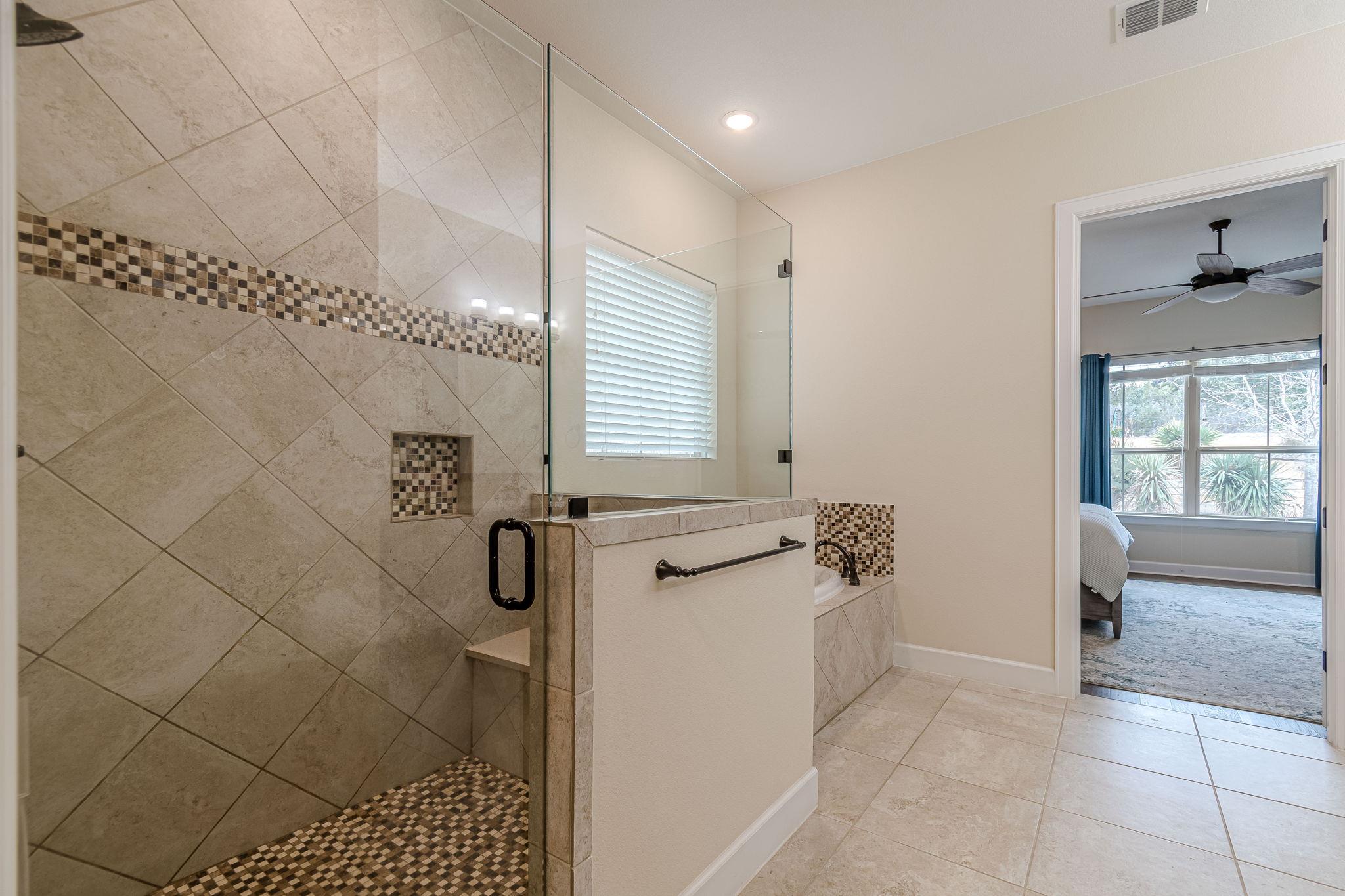 112 Laughing Pear Dr, San Marcos, TX 78666