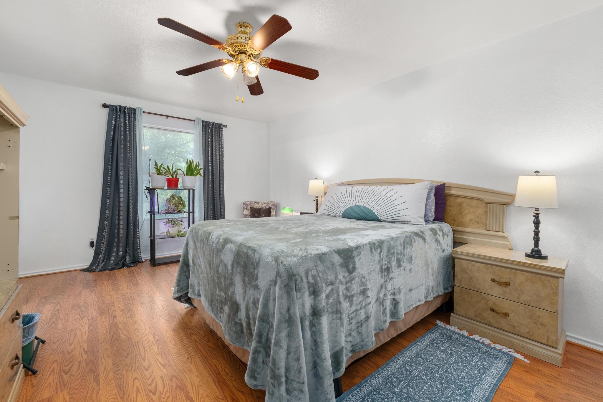 1184 Waller St, Austin, TX 78702