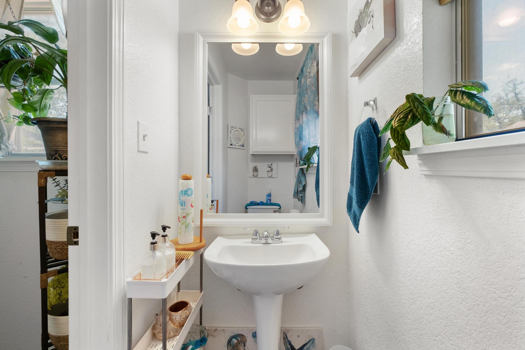 1184 Waller St, Austin, TX 78702
