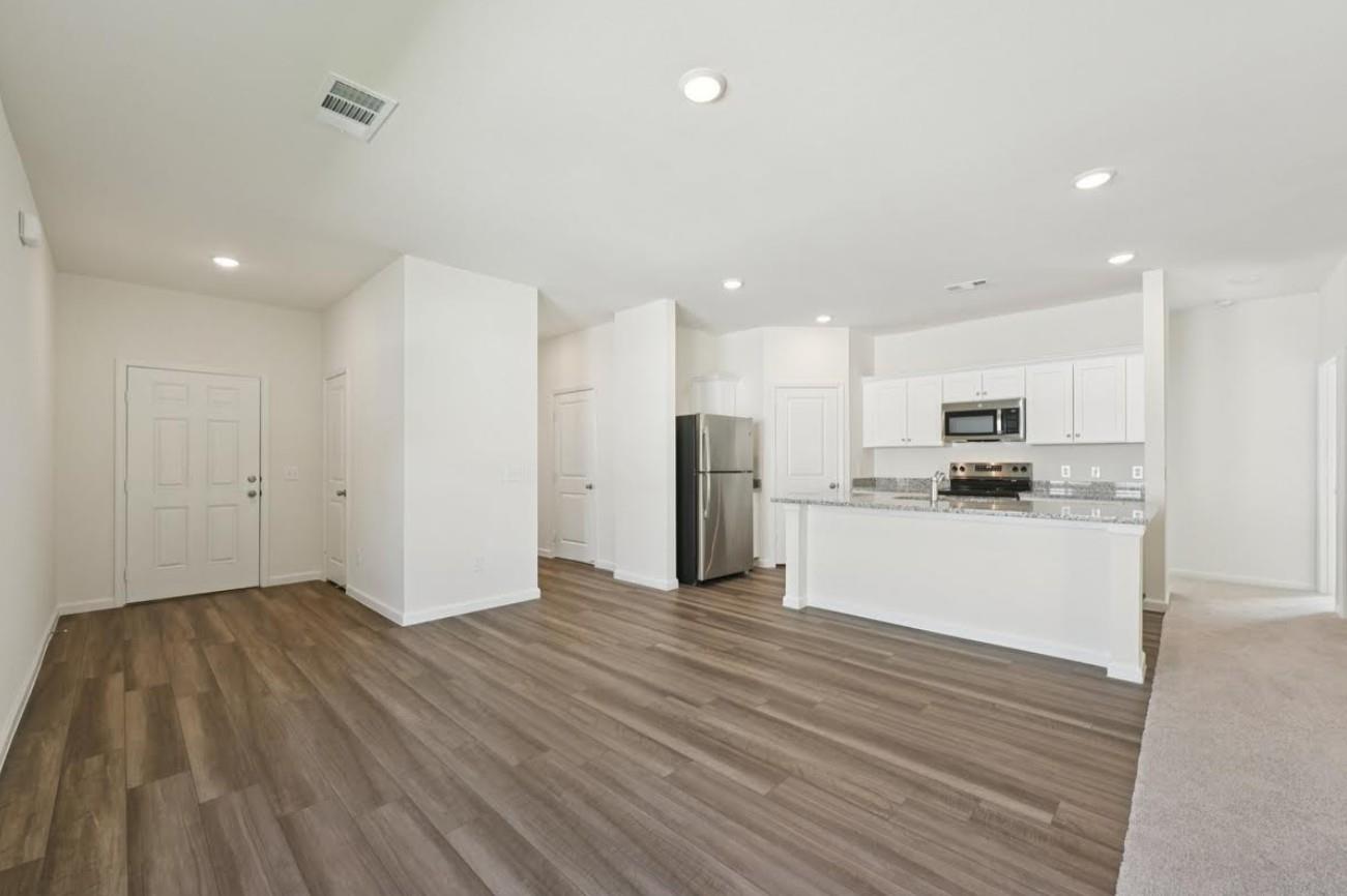 12804 Kentucky Warbler Dr, Buda, TX 78610