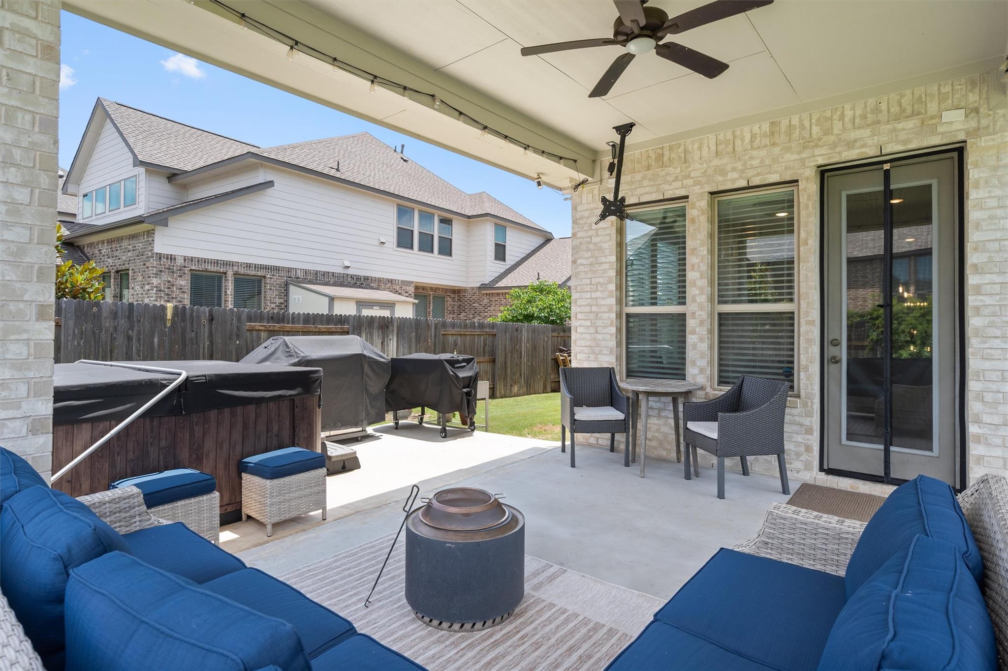 209 Rio Ranchero Rd, Georgetown, TX 78628