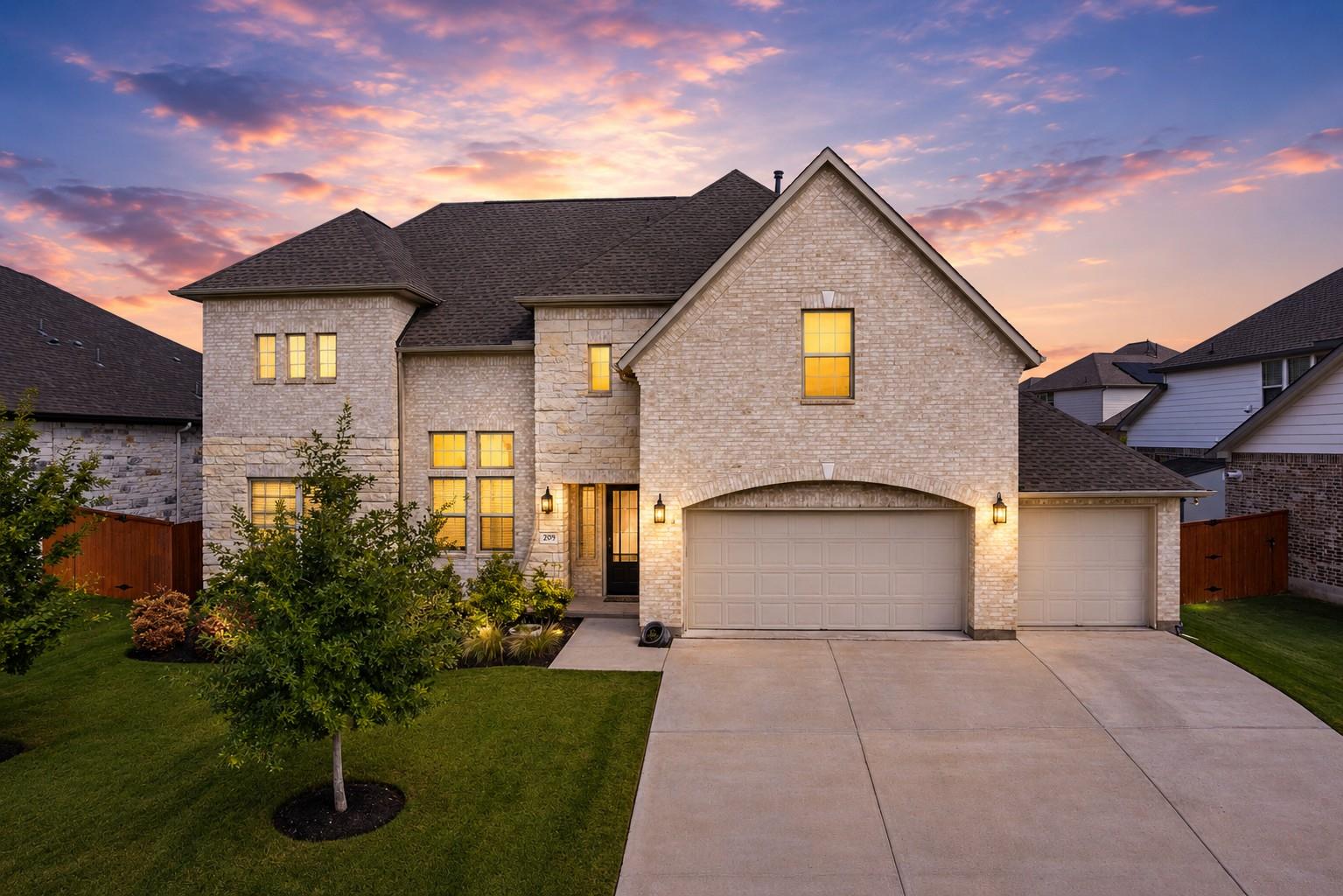 209 Rio Ranchero Rd, Georgetown, TX 78628