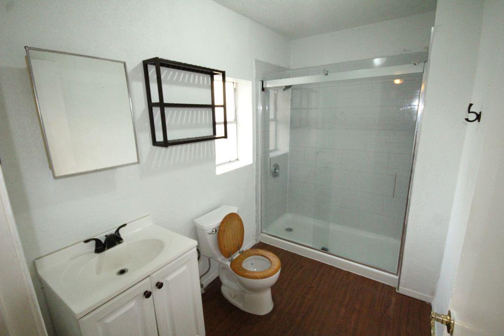 5204 Guadalupe St, Austin, TX 78751