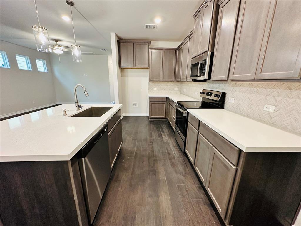 709 Long Run, Liberty Hill, TX 78642