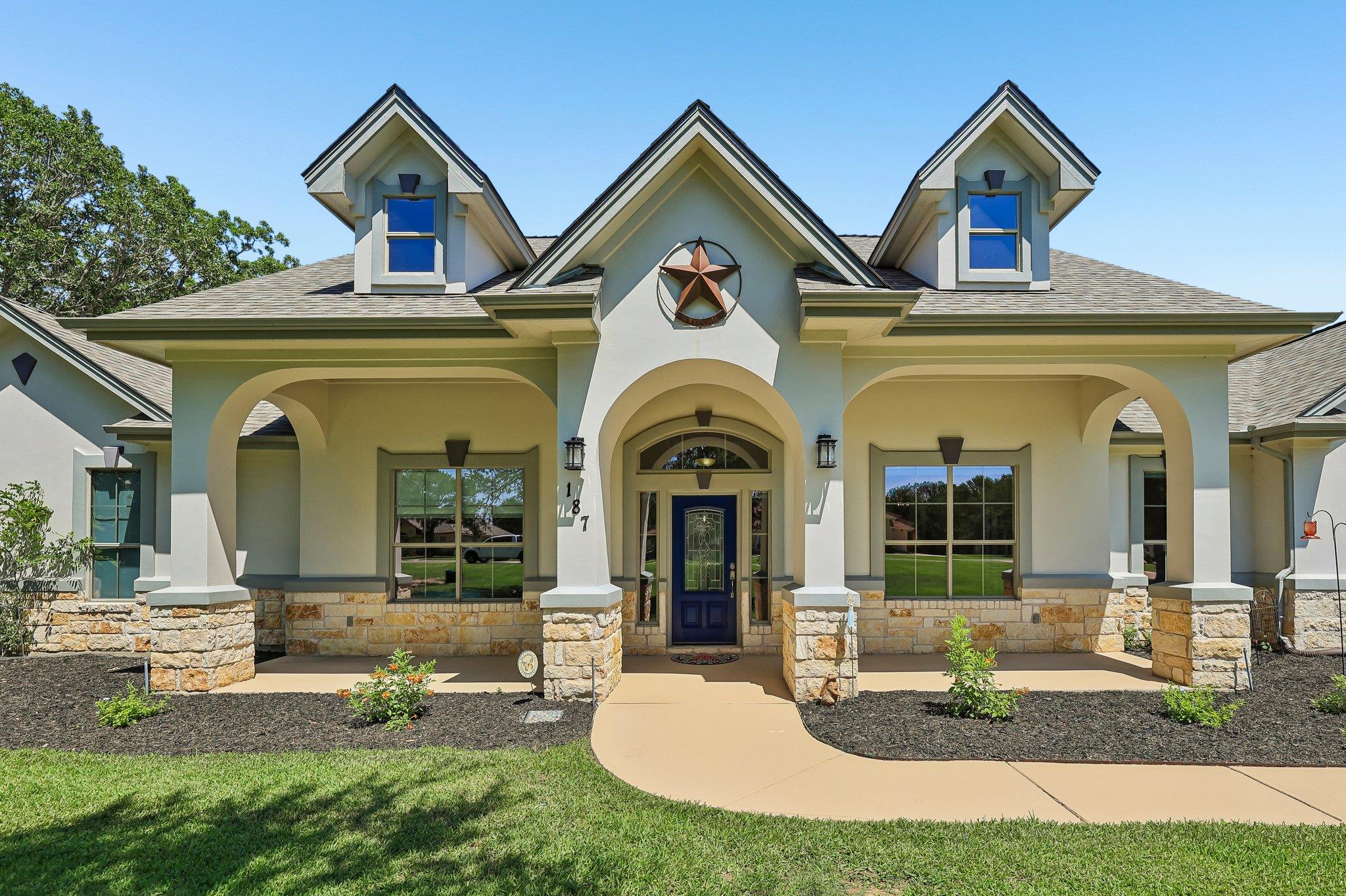 187 Pioneer Psge, Bastrop, TX 78602