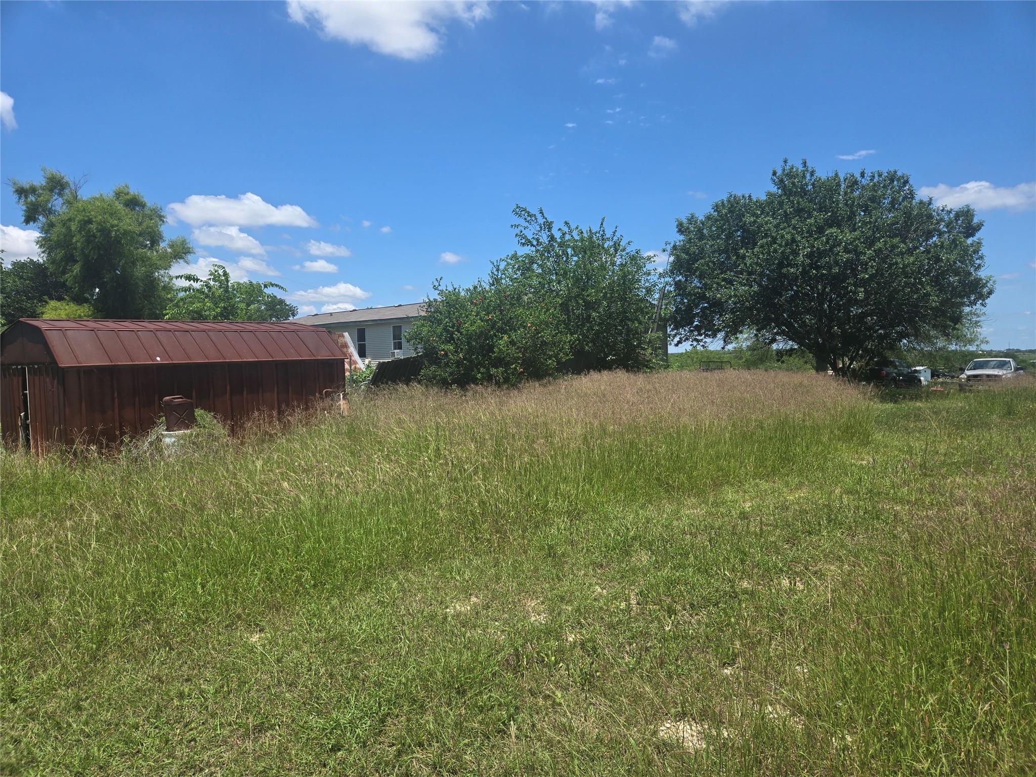 150 Longhorn Loop, Niederwald, TX 78640
