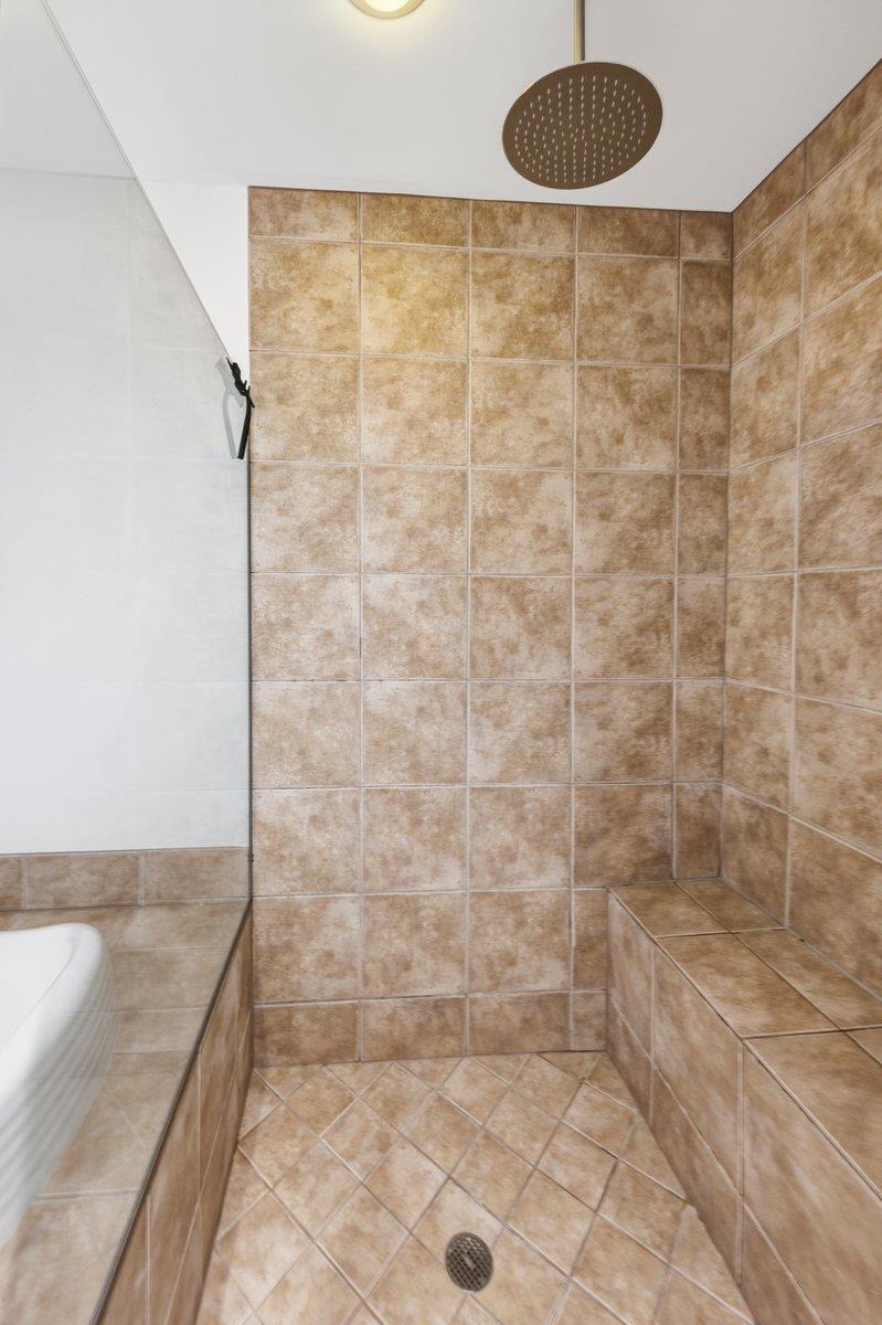 800 W 5th St # 705, Austin, TX 78703