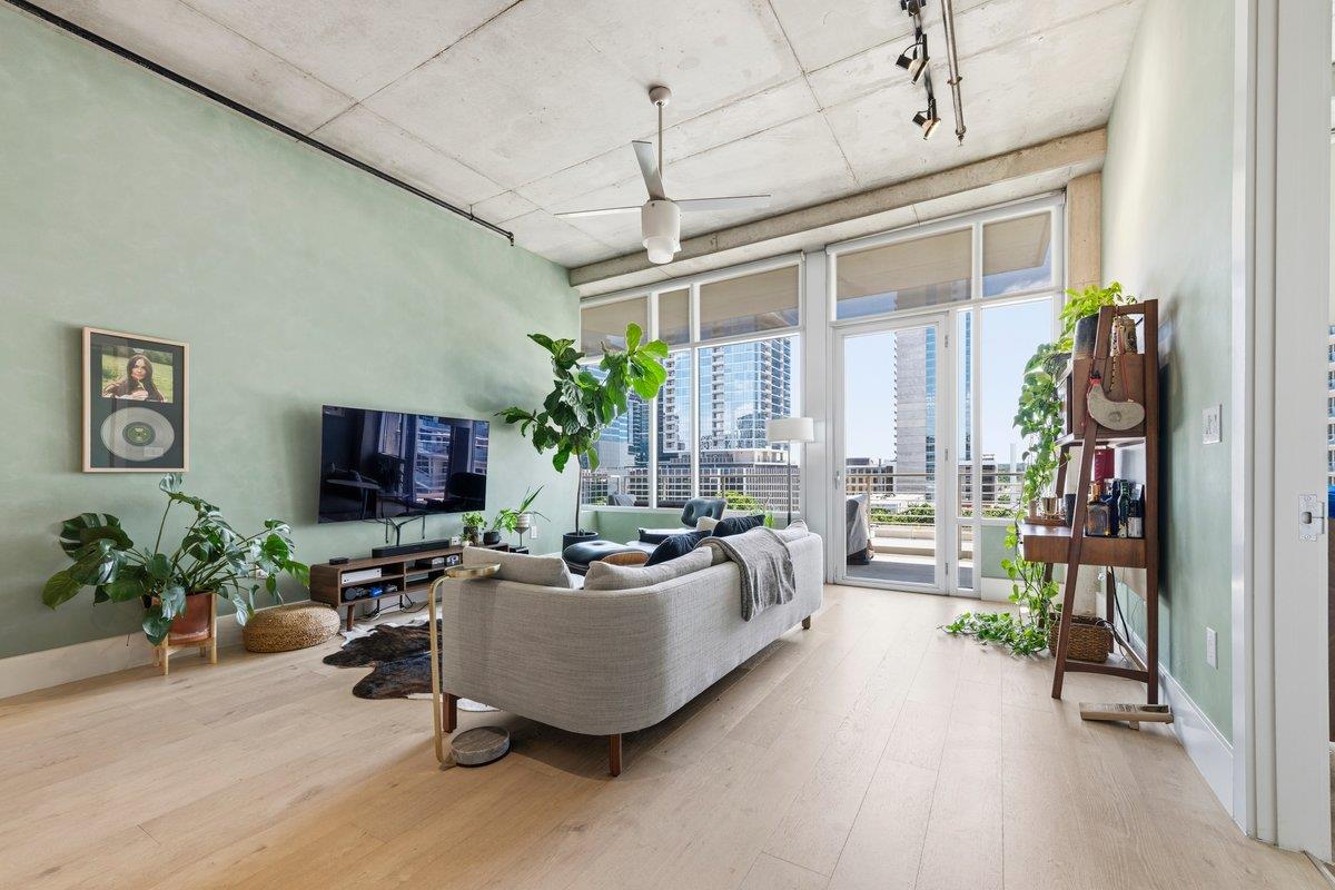800 W 5th St # 705, Austin, TX 78703