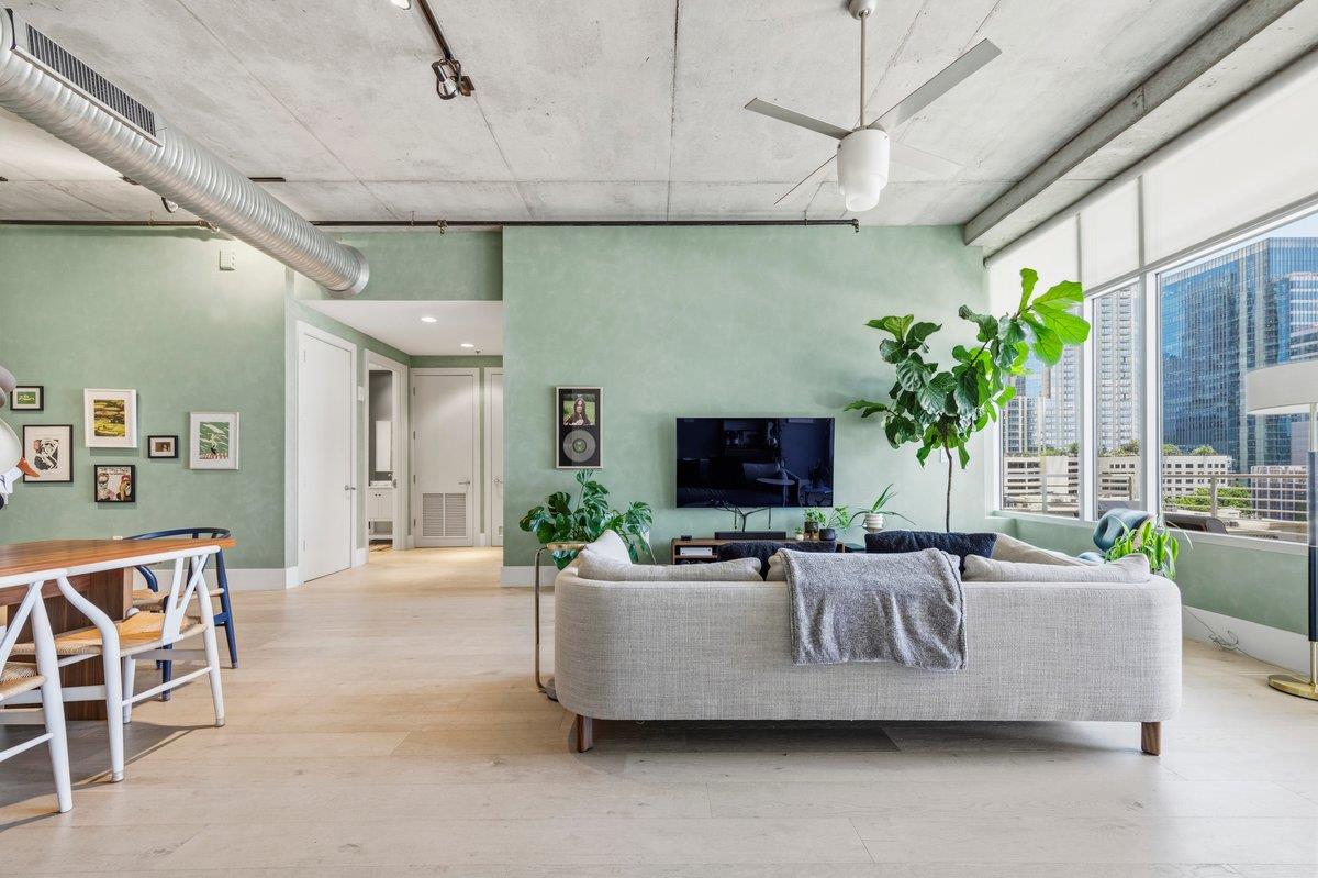 800 W 5th St # 705, Austin, TX 78703