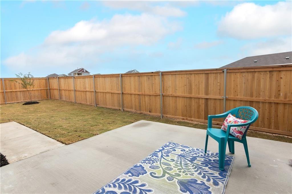 124 Spiny Lizard Ln, San Marcos, TX 78666