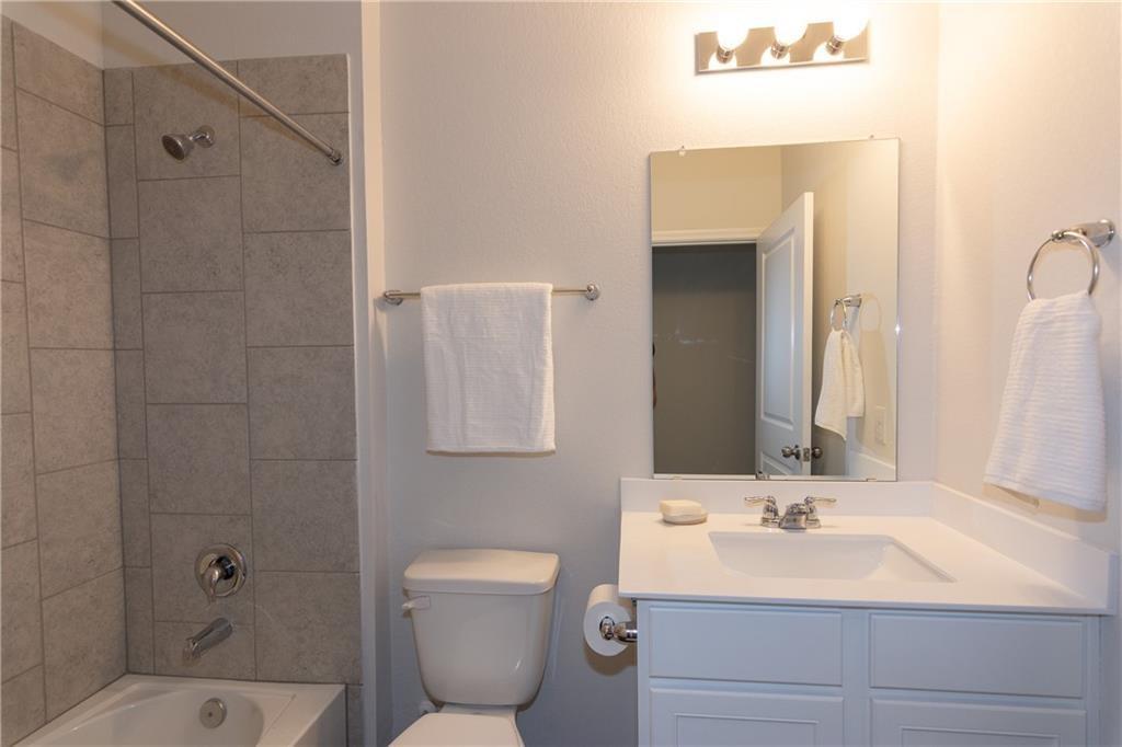 124 Spiny Lizard Ln, San Marcos, TX 78666