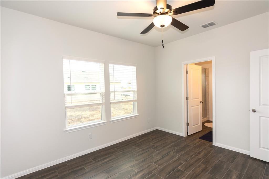 124 Spiny Lizard Ln, San Marcos, TX 78666