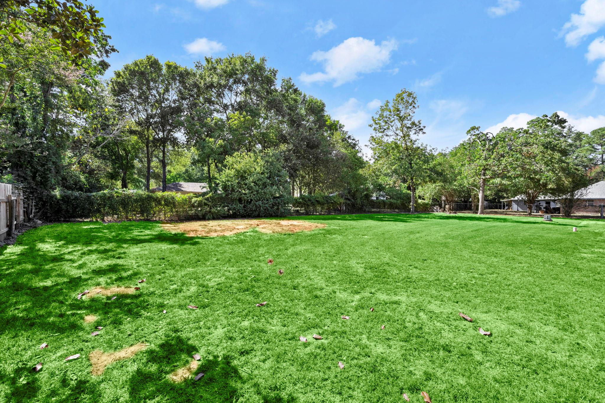 31707 Oak Xing, Magnolia, TX 77355