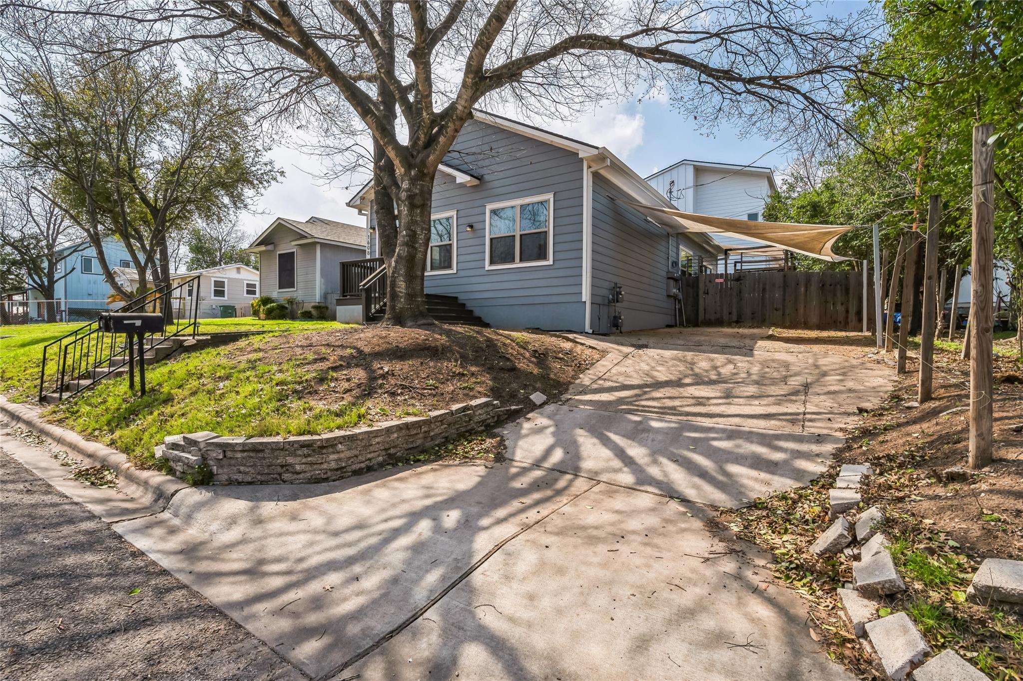 1608 Ulit Ave # A, Austin, TX 78702