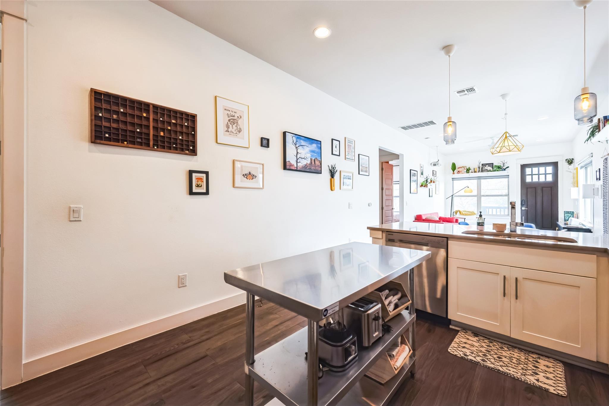 1608 Ulit Ave # A, Austin, TX 78702