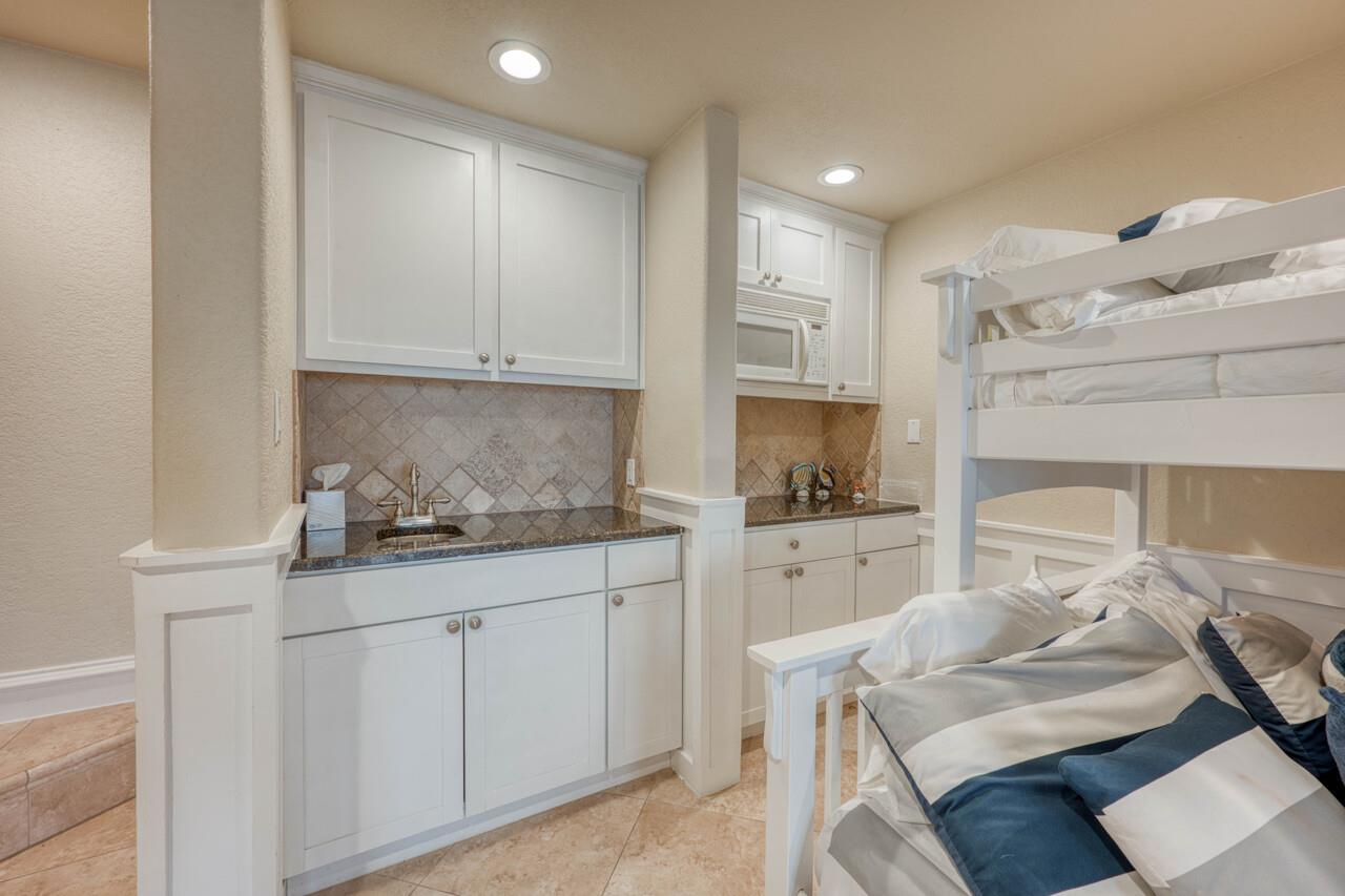 1103 The Cape Rd # 2, Horseshoe Bay, TX 78657