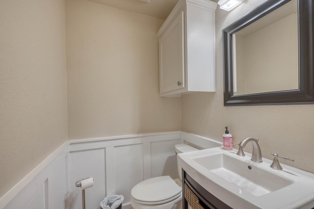 1103 The Cape Rd # 2, Horseshoe Bay, TX 78657