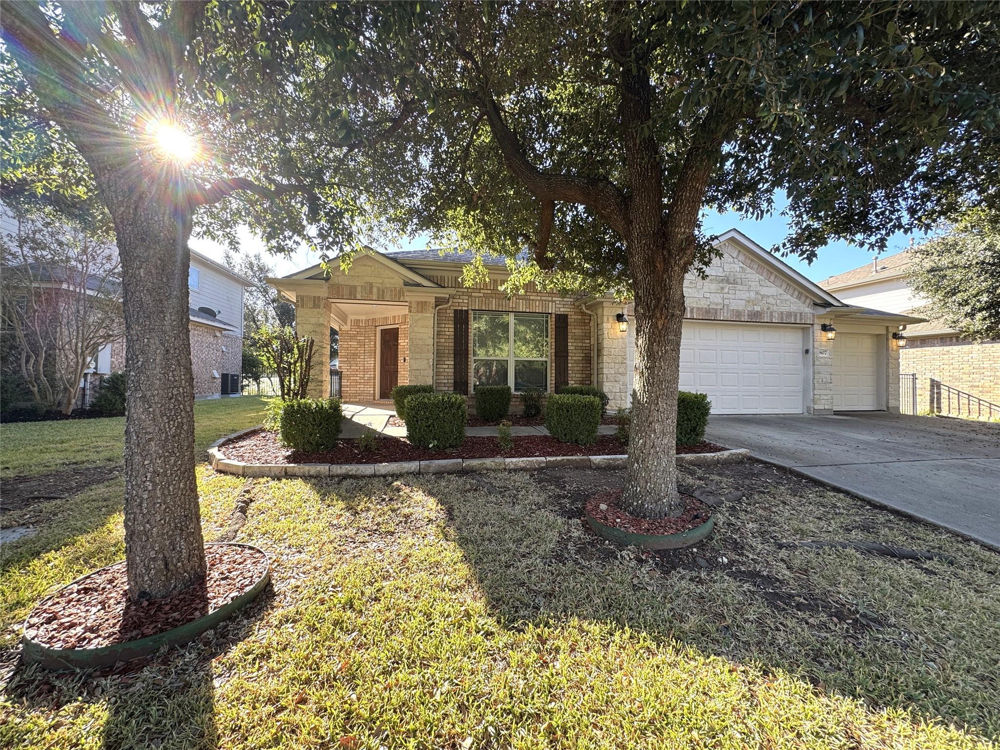 807 Centerbrook Pl, Round Rock, TX 78665