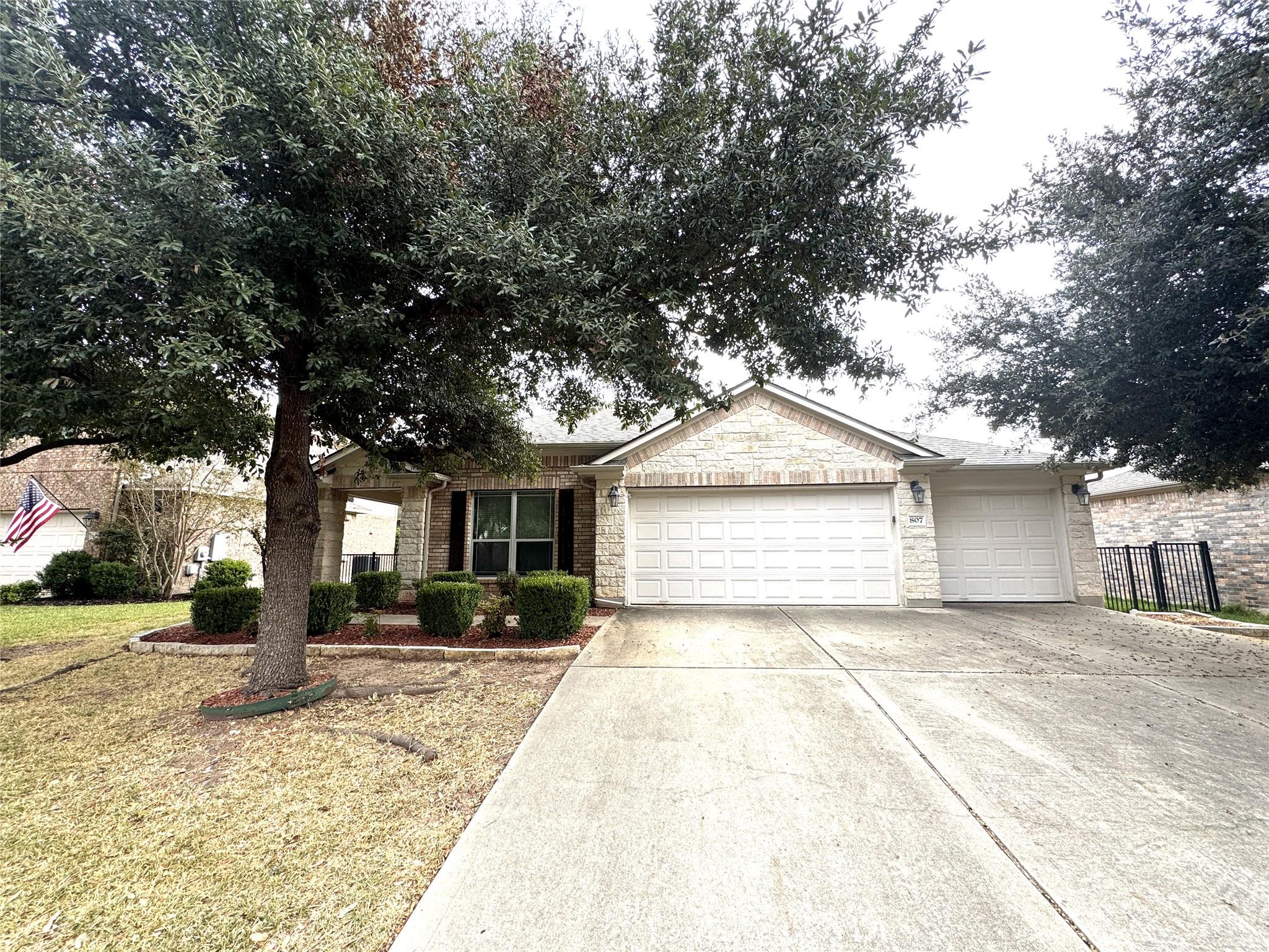 807 Centerbrook Pl, Round Rock, TX 78665