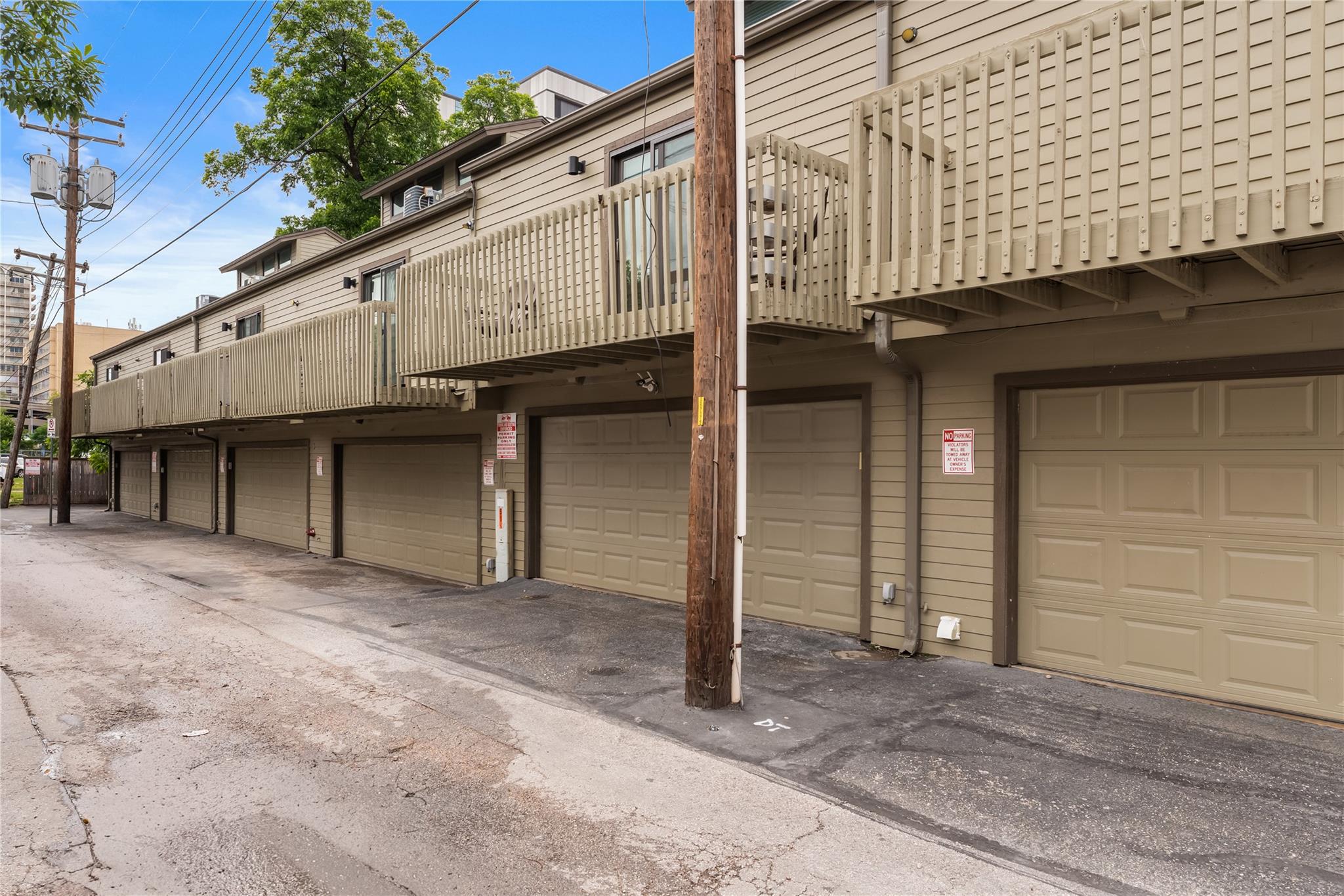 510 W 18th St # 106, Austin, TX 78701