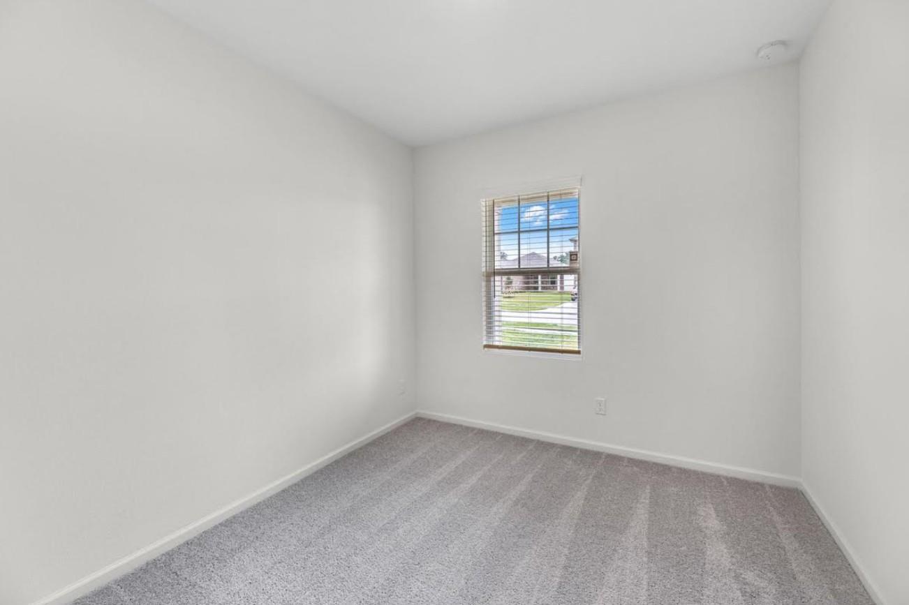 12817 Kentucky Warbler Dr, Buda, TX 78610