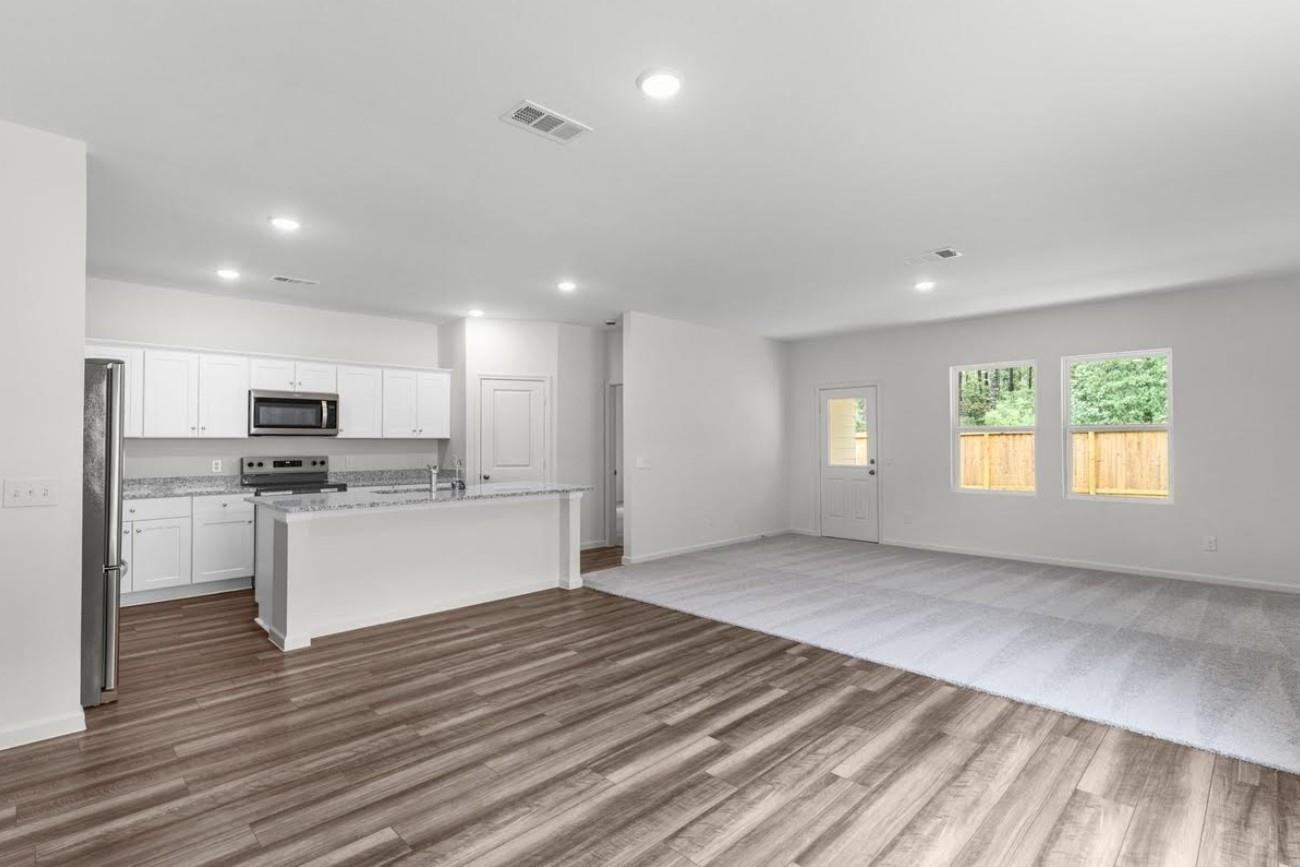 12817 Kentucky Warbler Dr, Buda, TX 78610