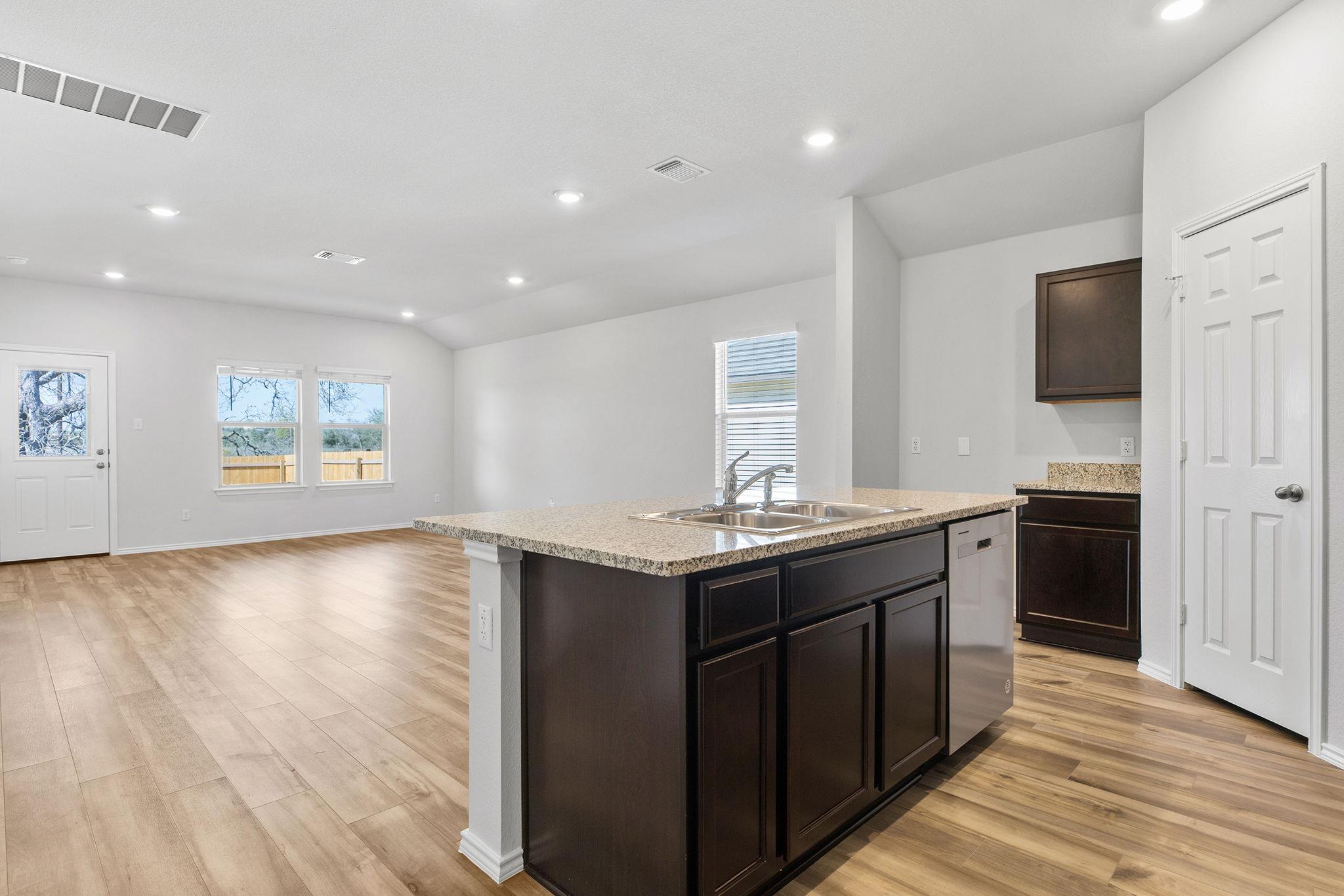 504 Wyatt Way, Jarrell, TX 76537