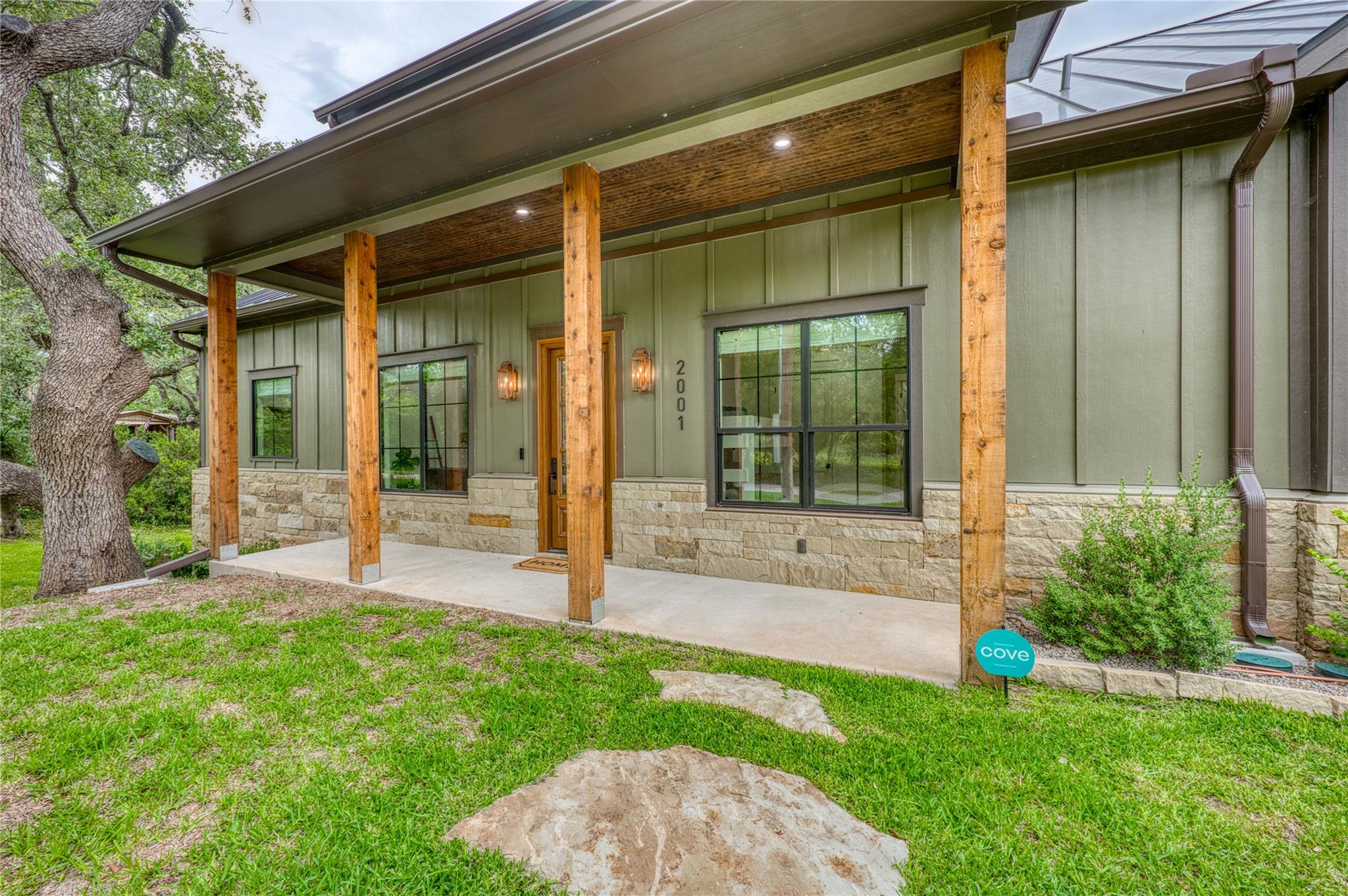 2001 Granite Cove Rd, Kingsland, TX 78639