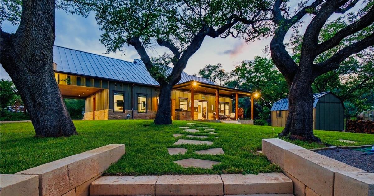 2001 Granite Cove Rd, Kingsland, TX 78639