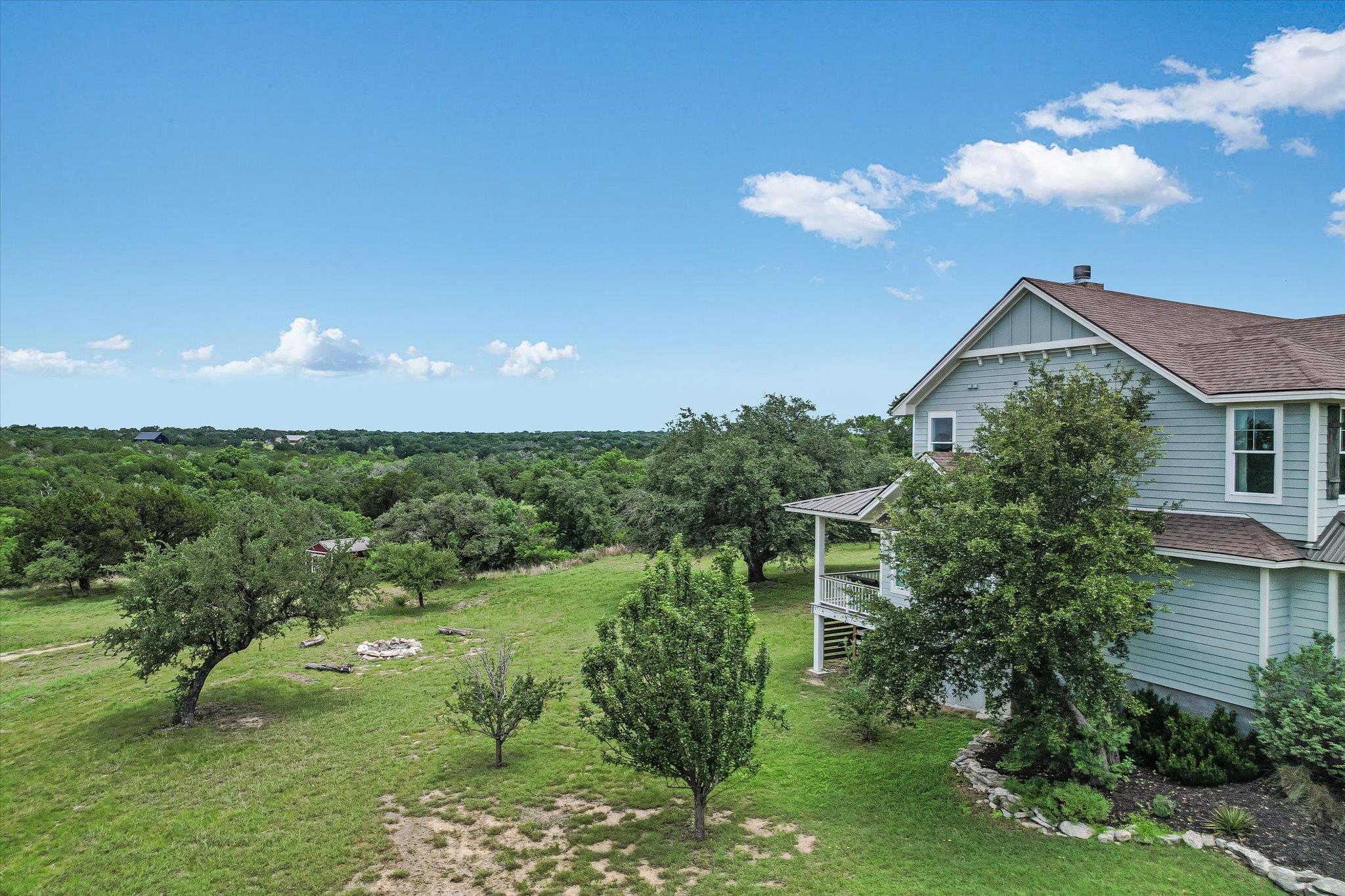 600 Abbey Rd, Liberty Hill, TX 78642