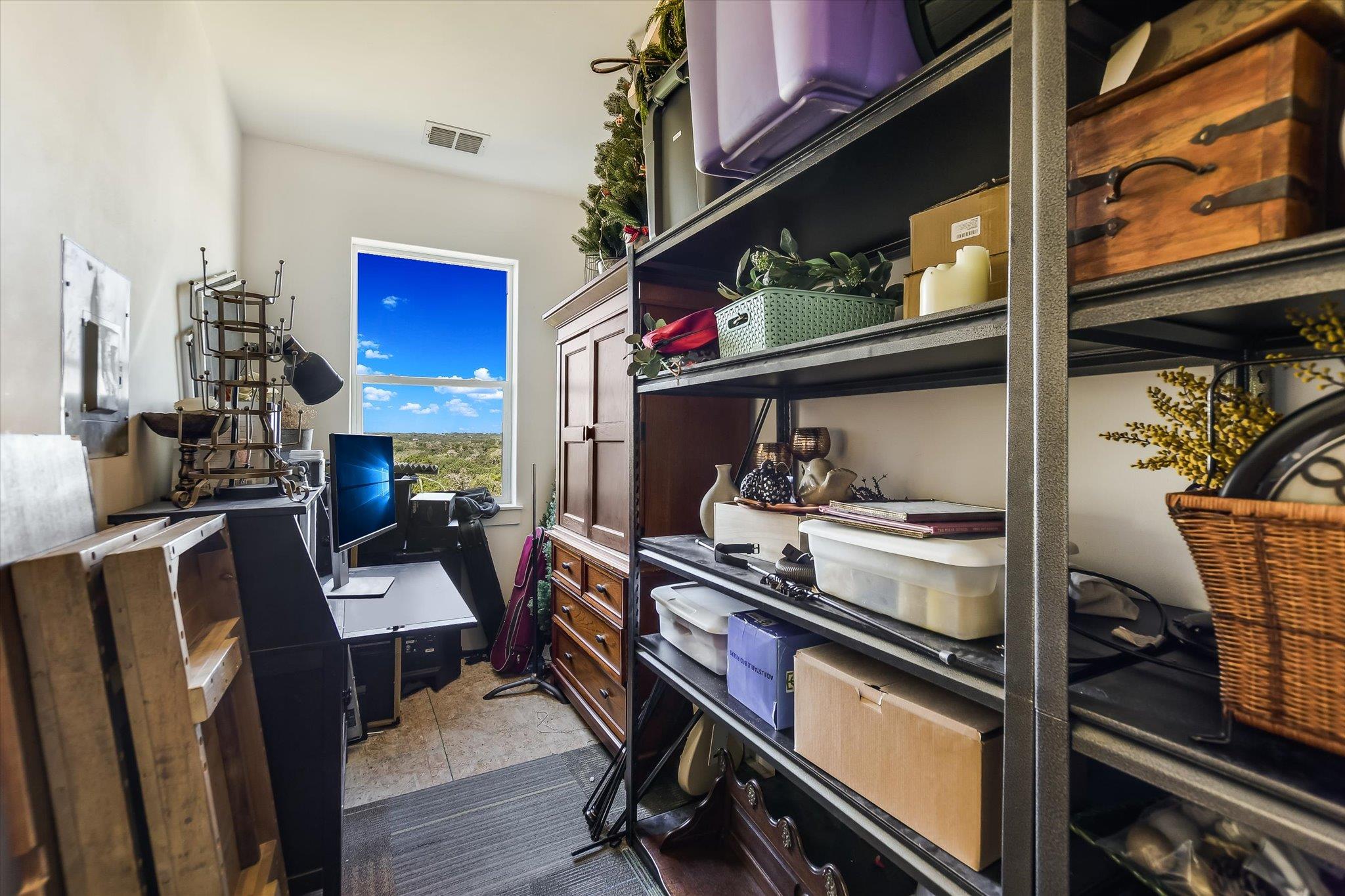 600 Abbey Rd, Liberty Hill, TX 78642