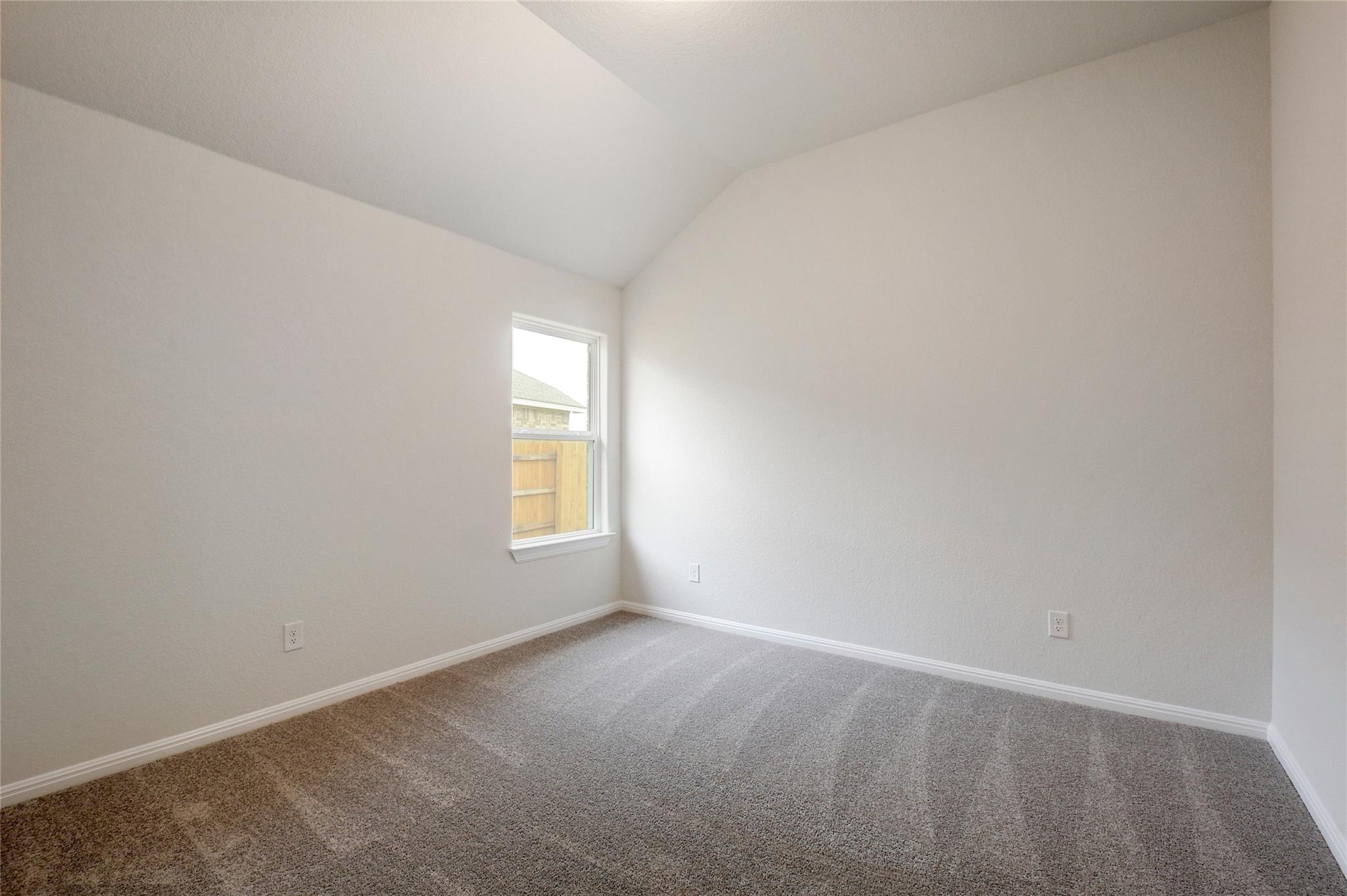 134 Edgewater Trl, Bastrop, TX 78602