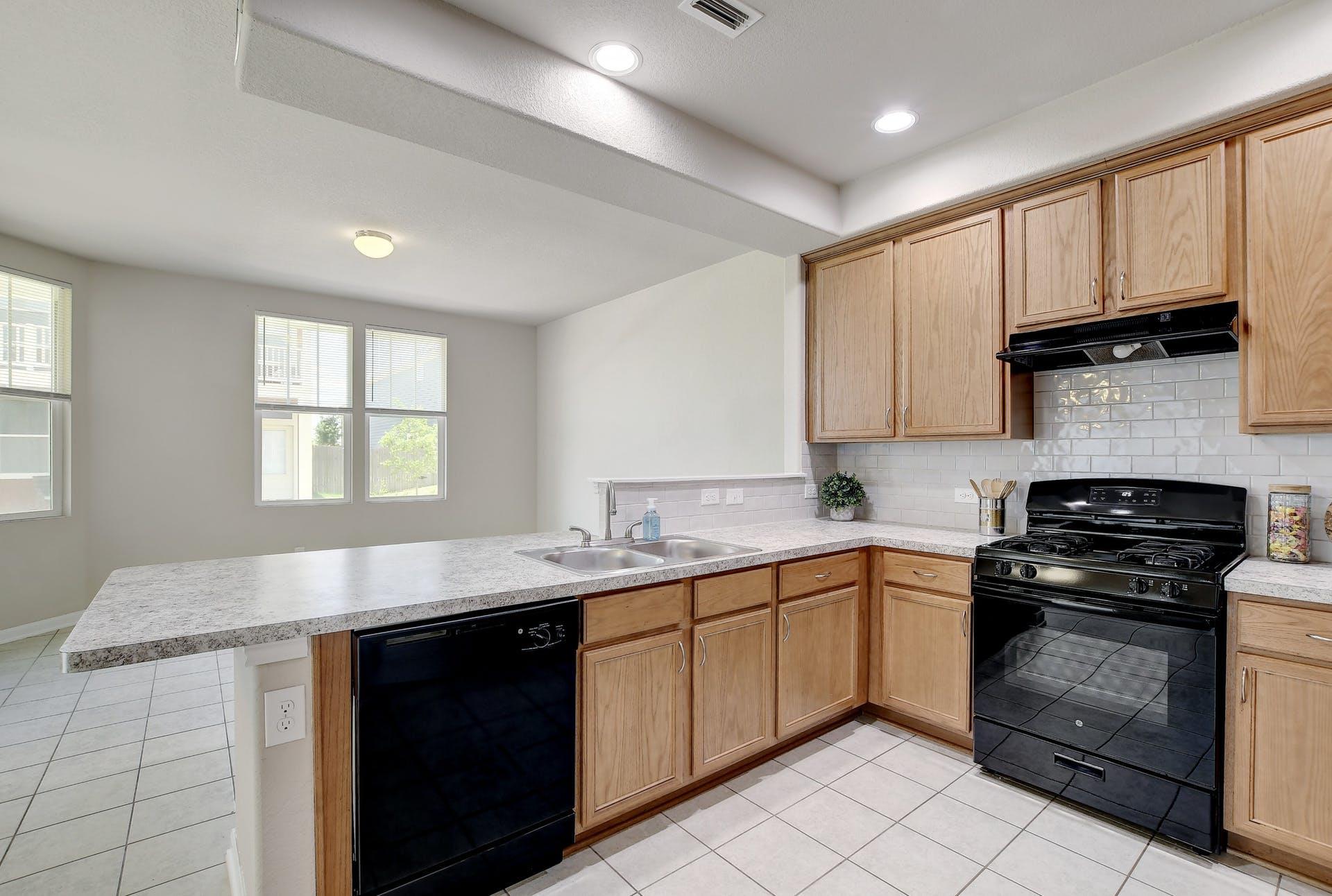 524 Ferrule Dr, Kyle, TX 78640