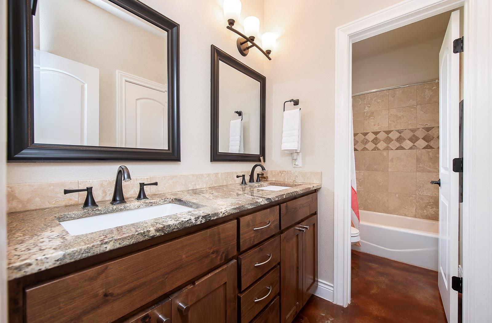 7075 RR 1869 # 1869, Liberty Hill, TX 78642