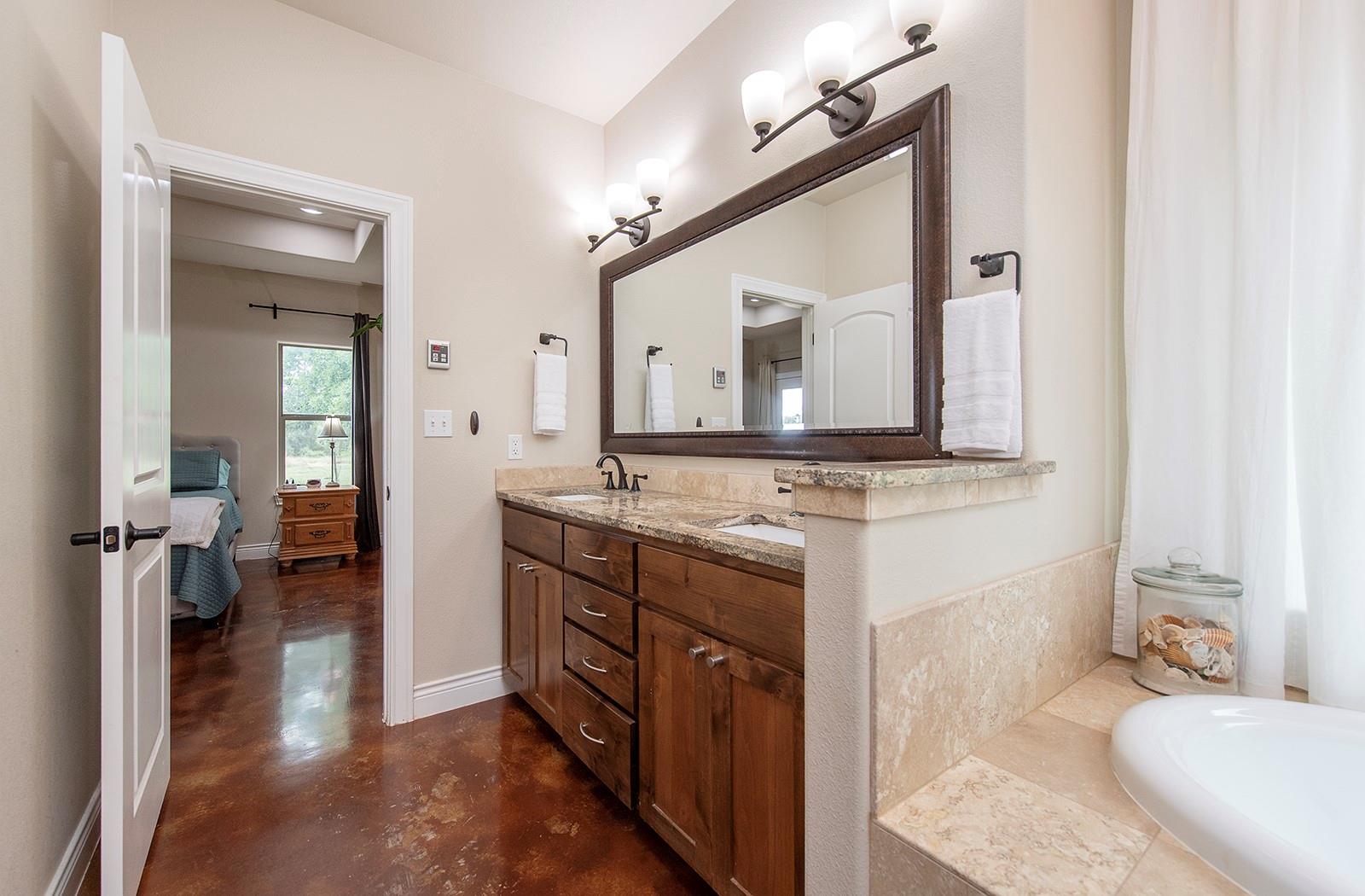7075 RR 1869 # 1869, Liberty Hill, TX 78642