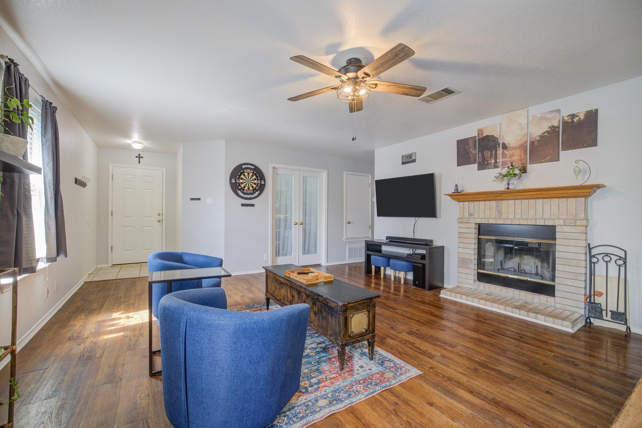 202 McCarthur Dr, Leander, TX 78641