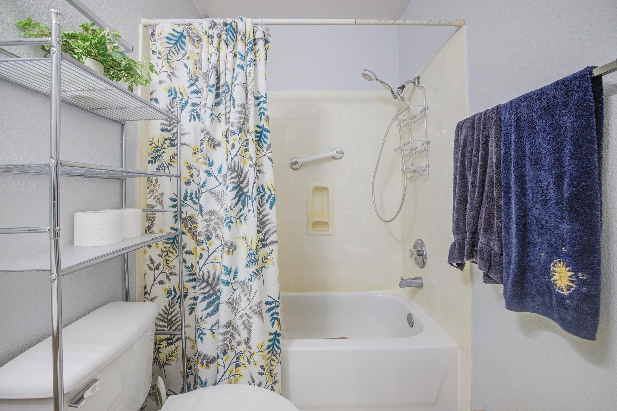 202 McCarthur Dr, Leander, TX 78641