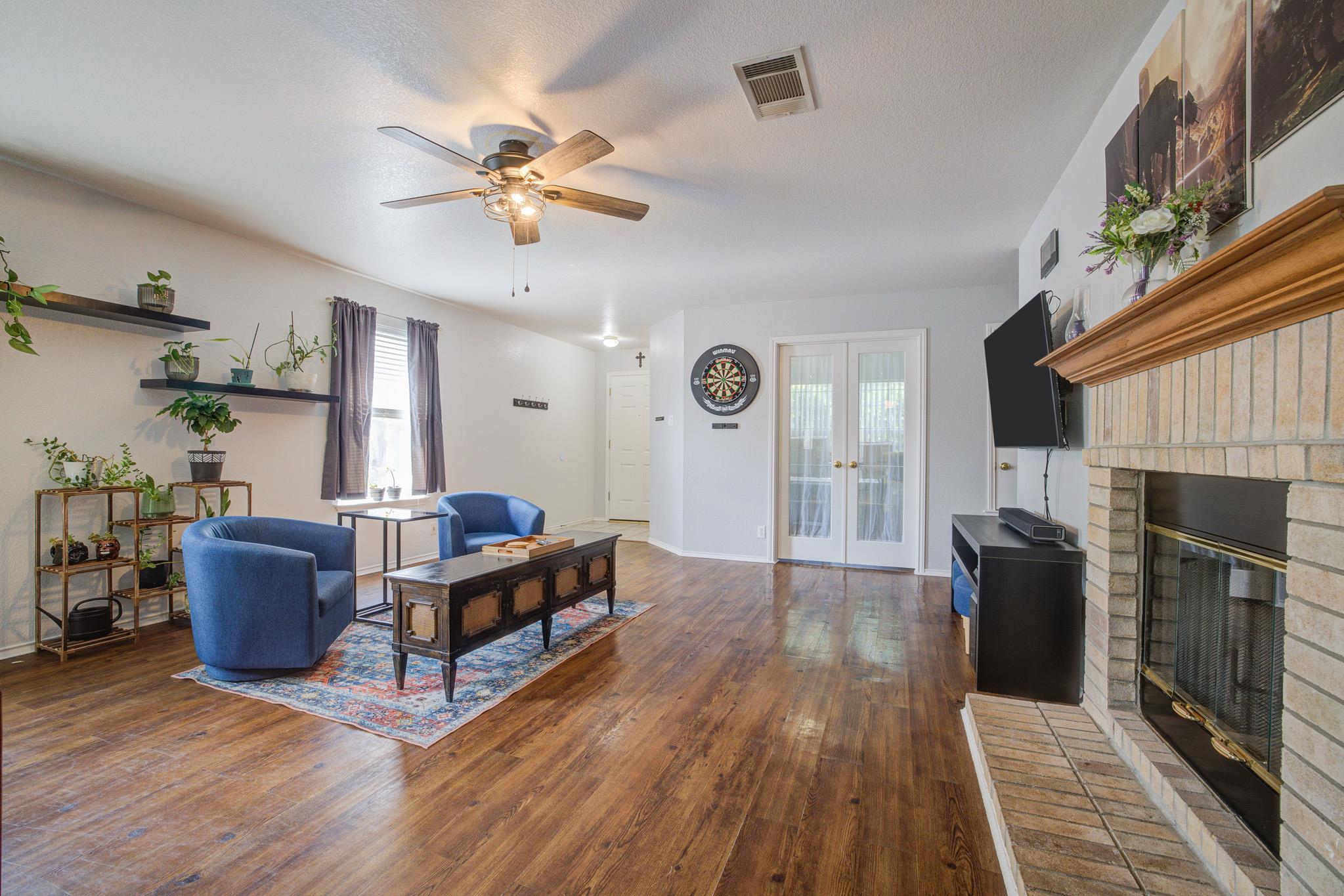 202 McCarthur Dr, Leander, TX 78641