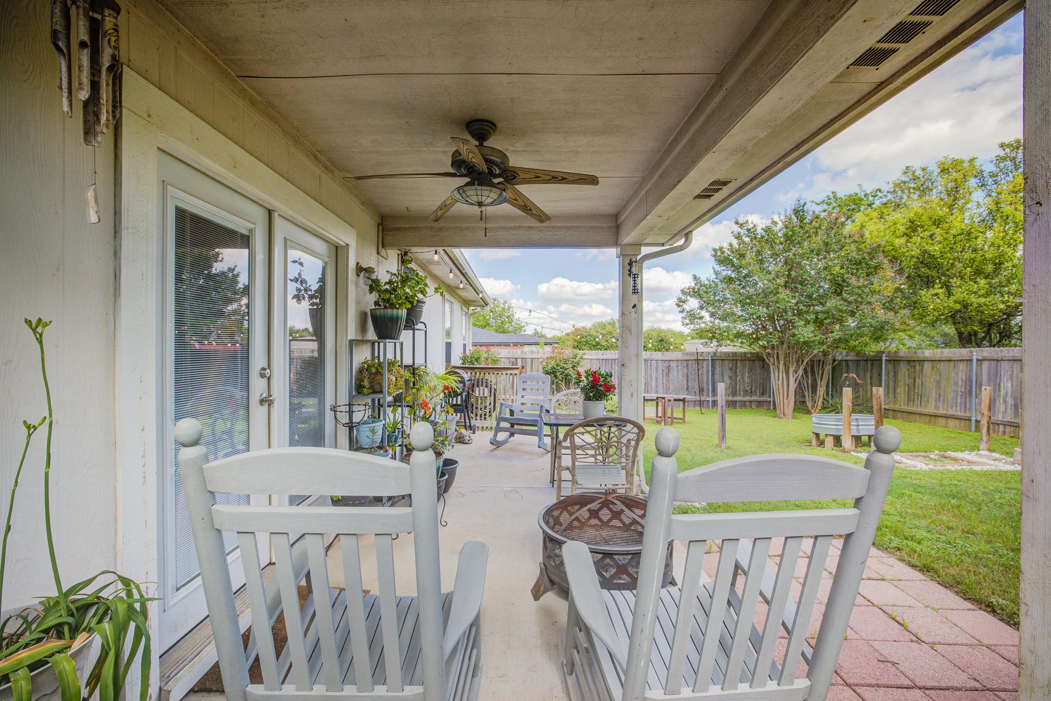 202 McCarthur Dr, Leander, TX 78641