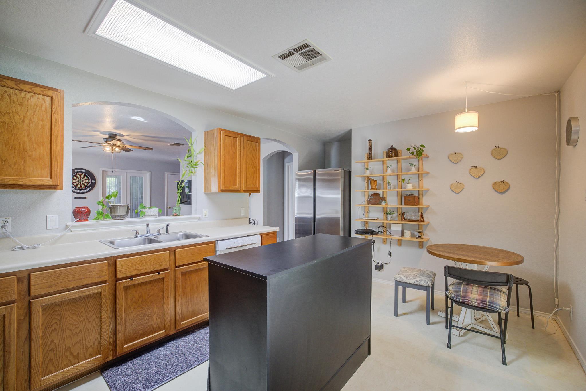 202 McCarthur Dr, Leander, TX 78641