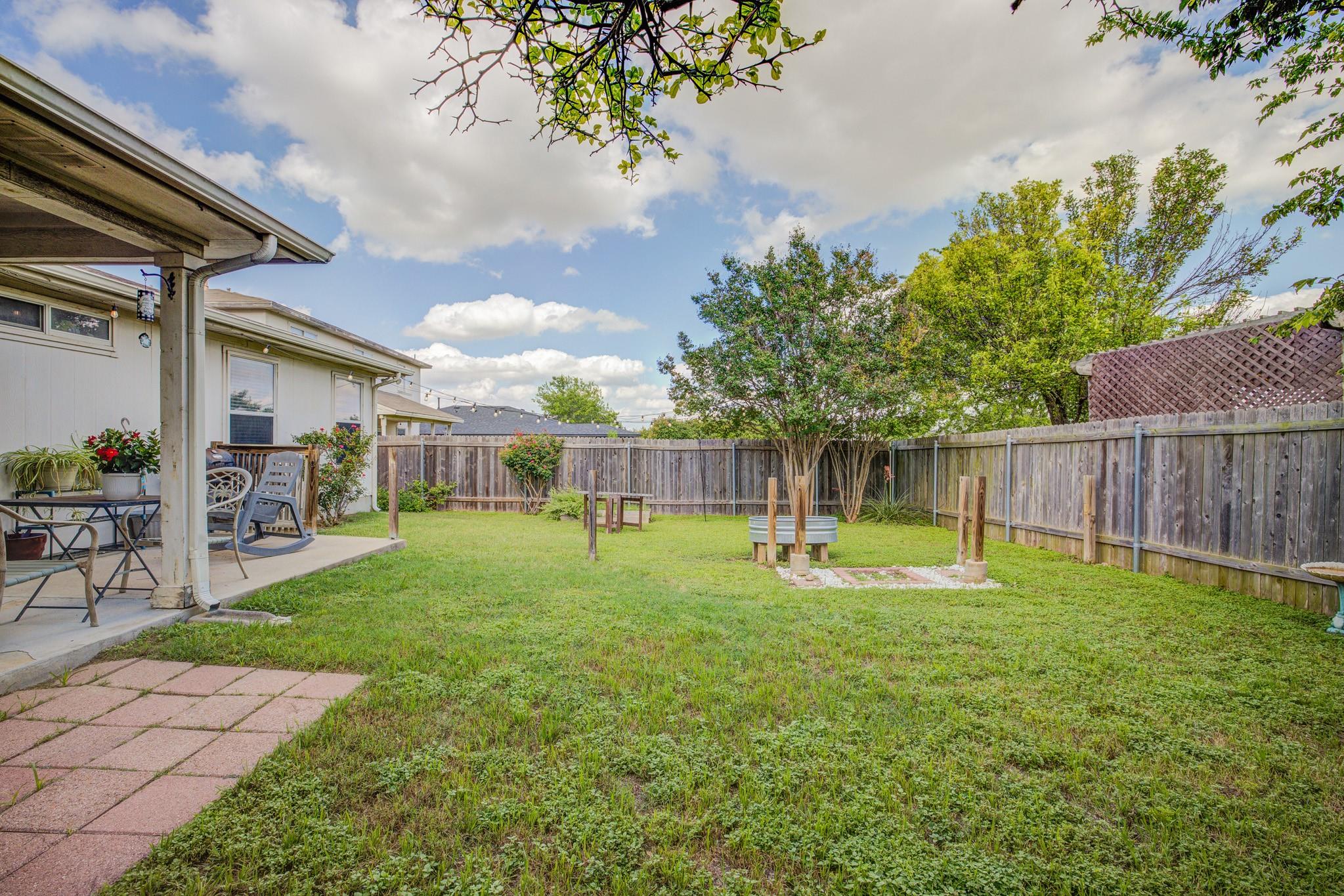 202 McCarthur Dr, Leander, TX 78641