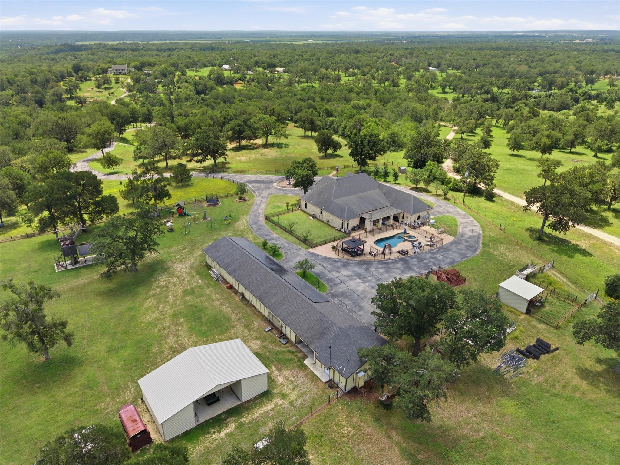 2936 FM 1704, Elgin, TX 78621