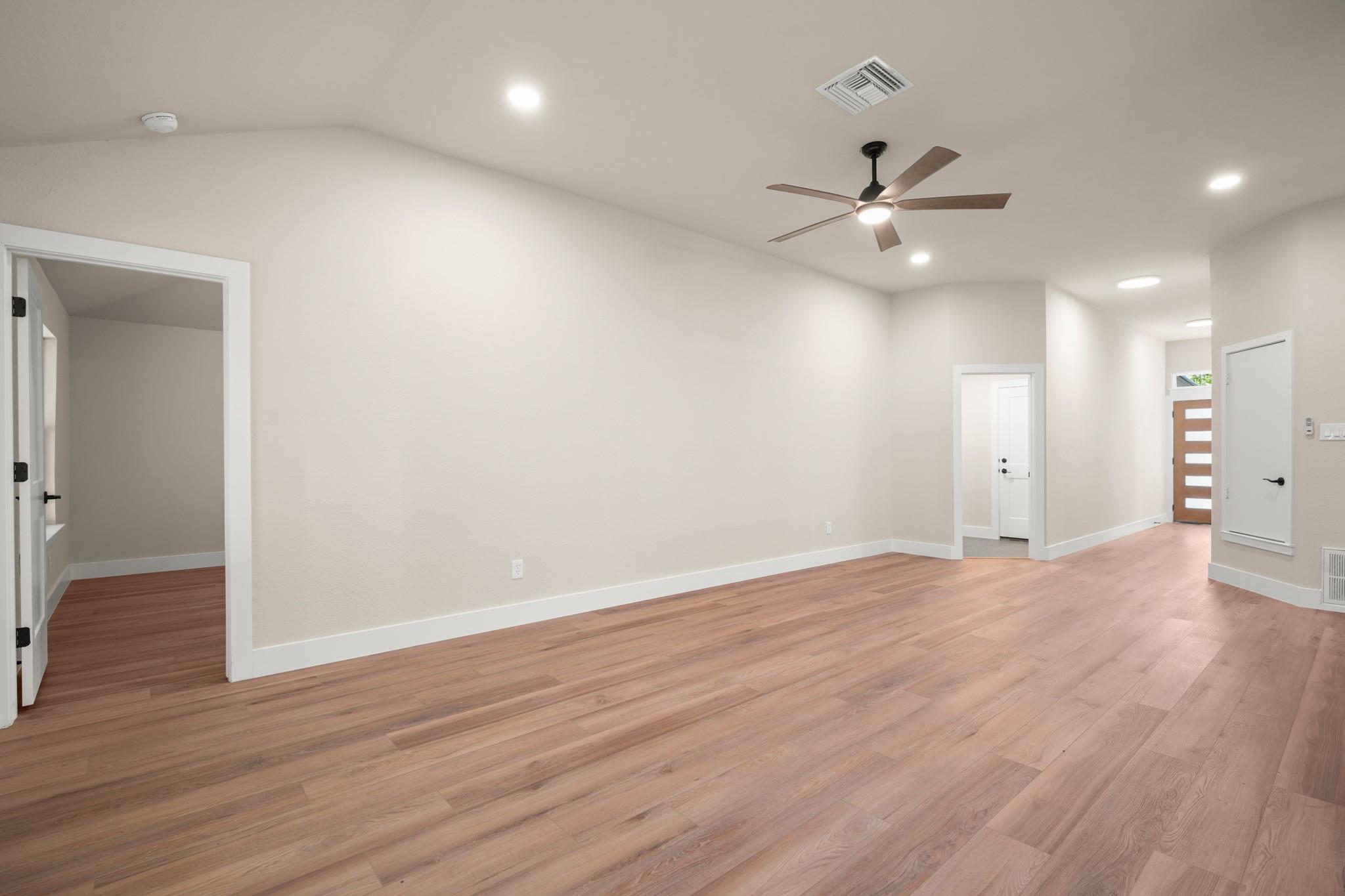 8802 Ampezo Trl, Austin, TX 78749