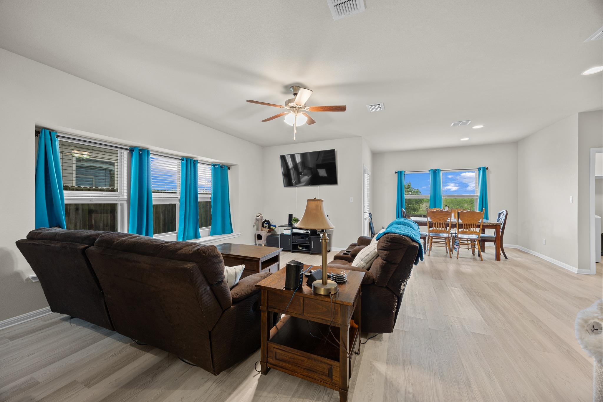 558 Nautical Loop, Kyle, TX 78640