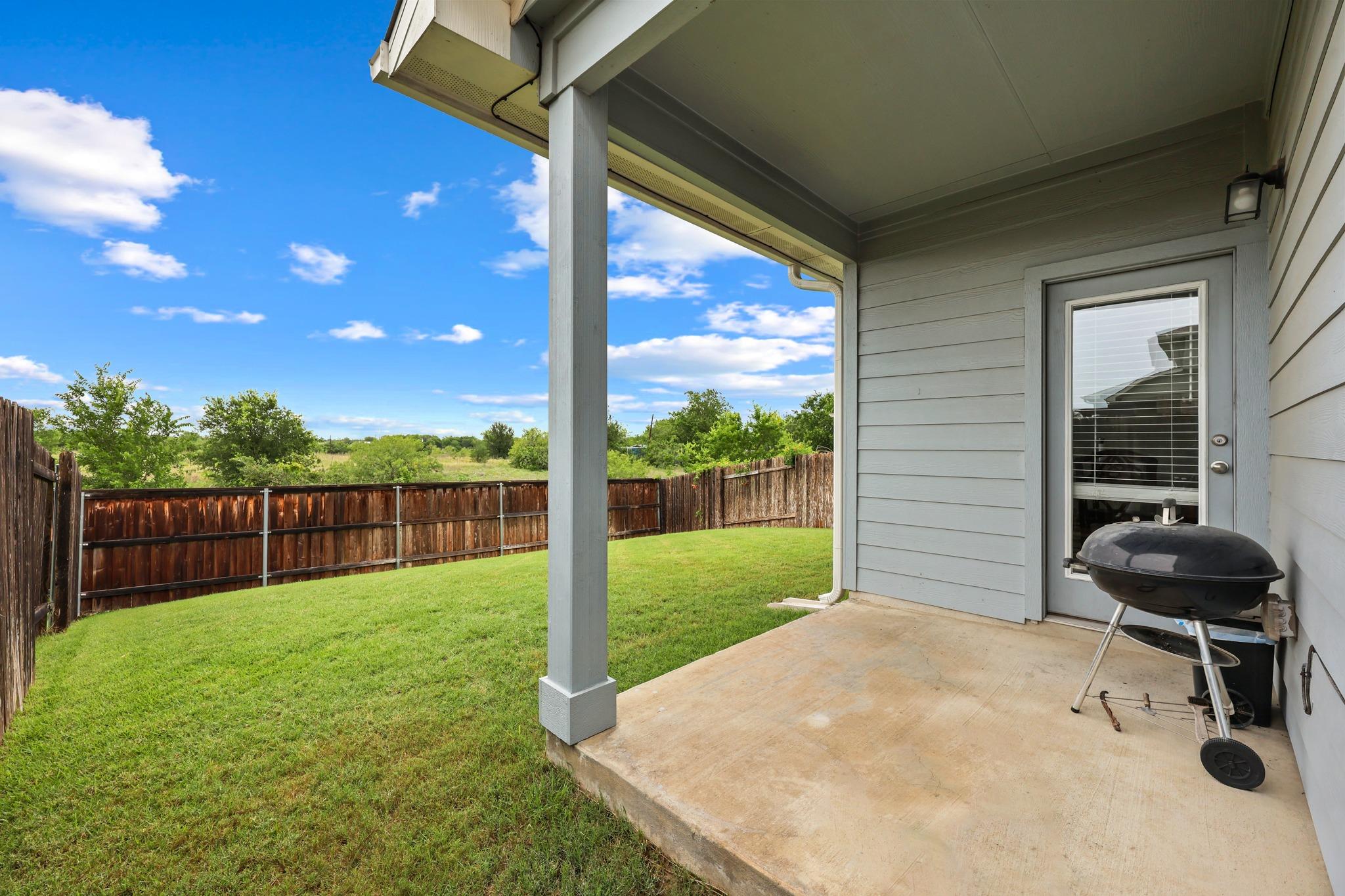 558 Nautical Loop, Kyle, TX 78640